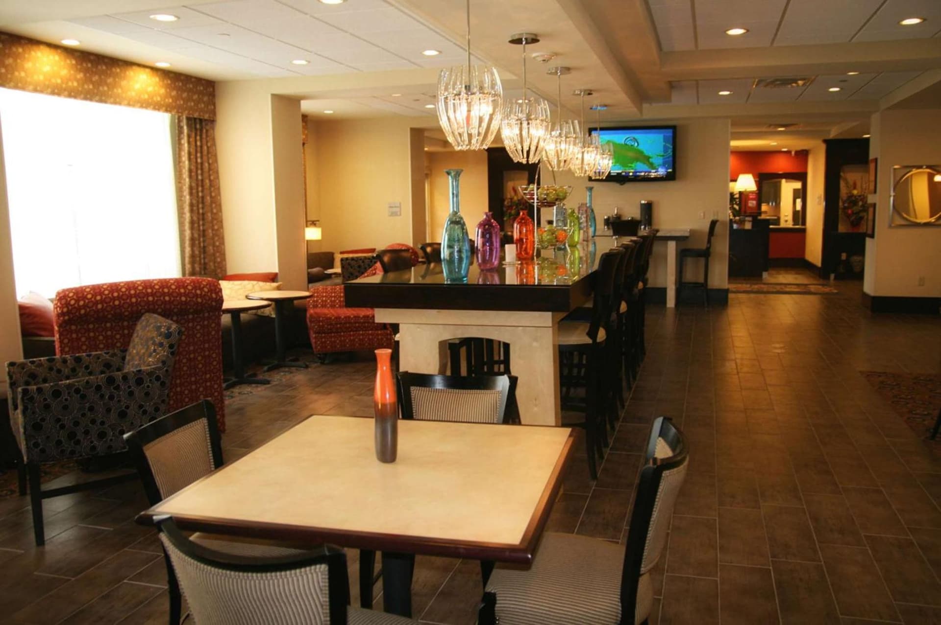 Hampton Inn Orange gallery photo in Orange, TX — image 8
