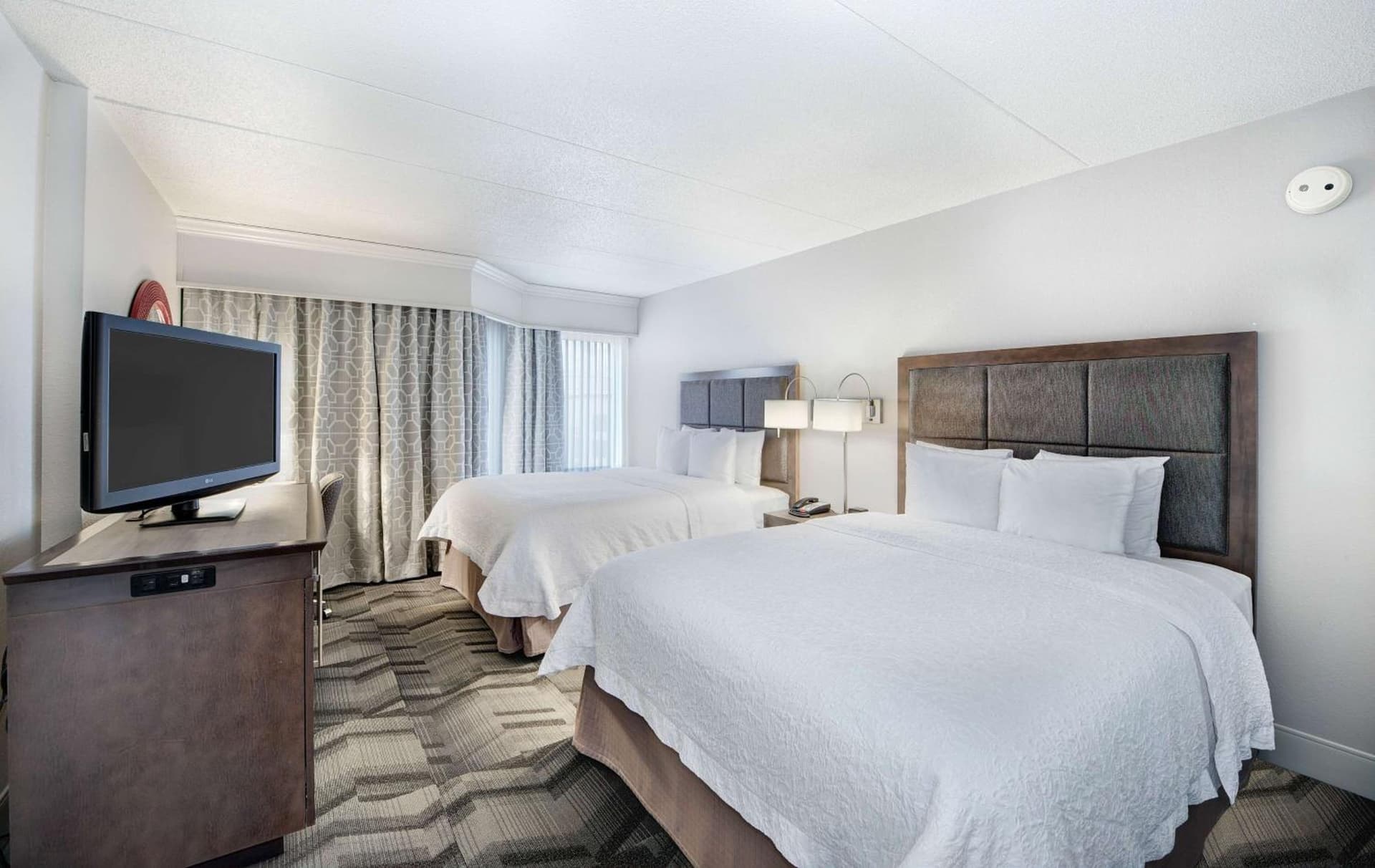 Hampton Inn & Suites Atlanta-Galleria gallery photo in Atlanta, GA — image 20