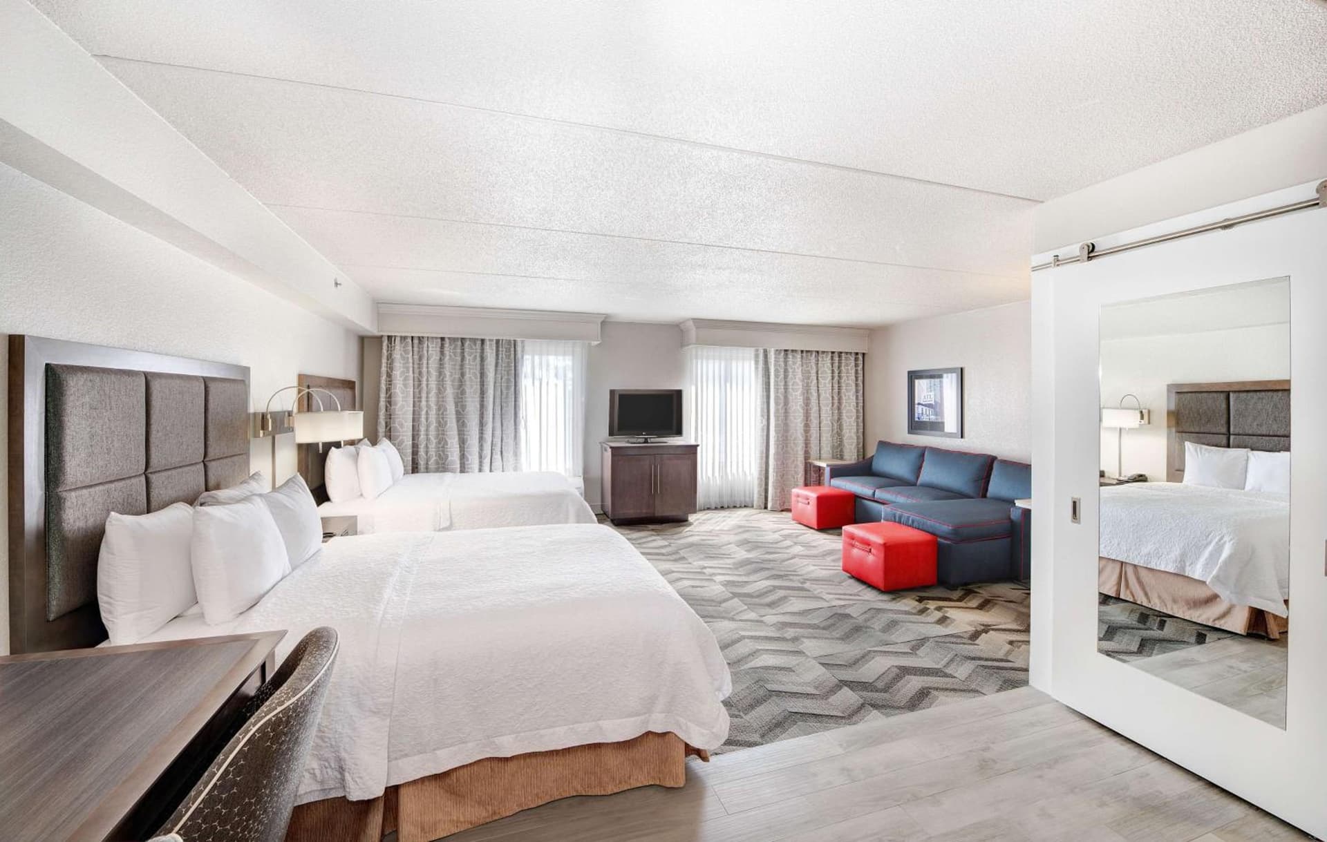 Hampton Inn & Suites Atlanta-Galleria gallery photo in Atlanta, GA — image 38
