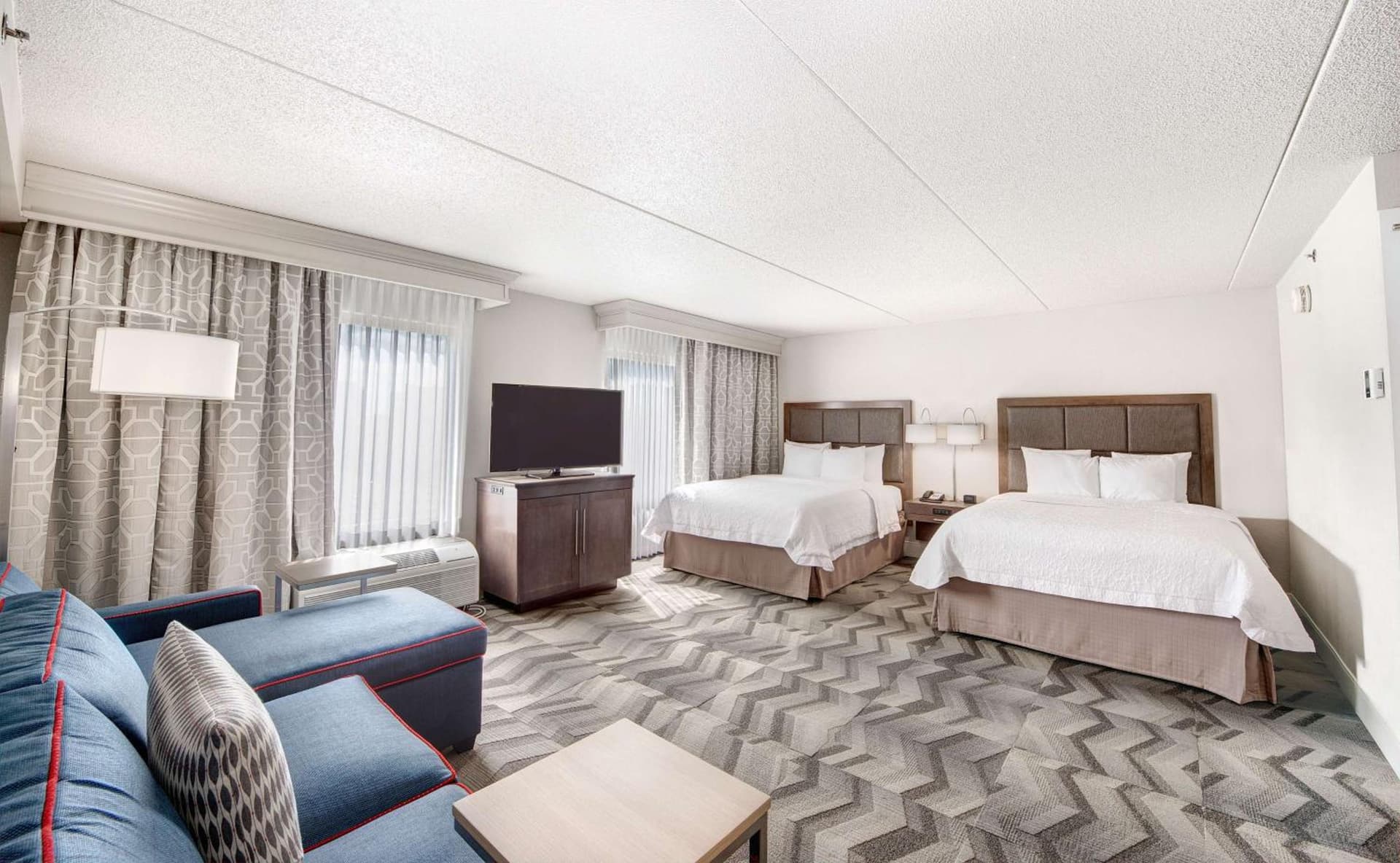 Hampton Inn & Suites Atlanta-Galleria gallery photo in Atlanta, GA — image 29