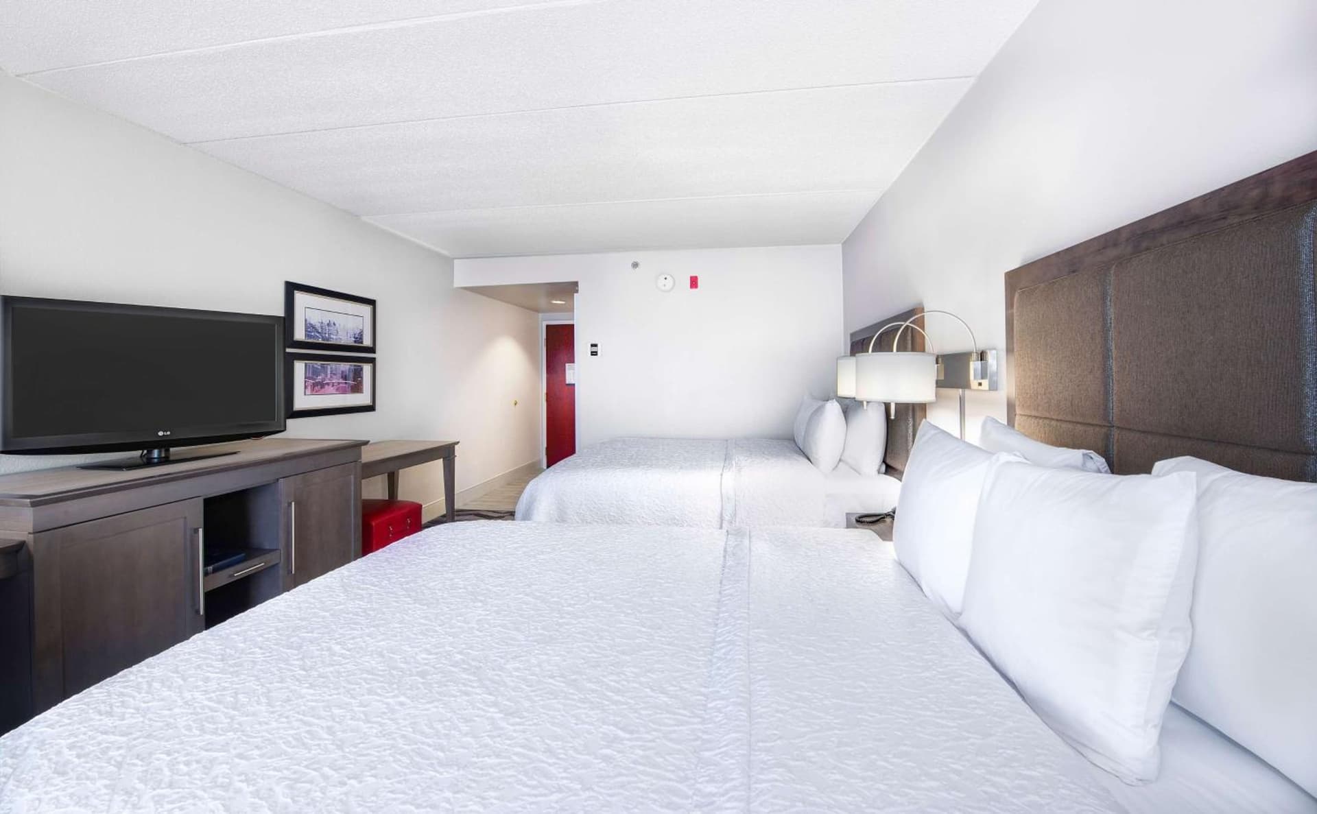 Hampton Inn & Suites Atlanta-Galleria gallery photo in Atlanta, GA — image 15