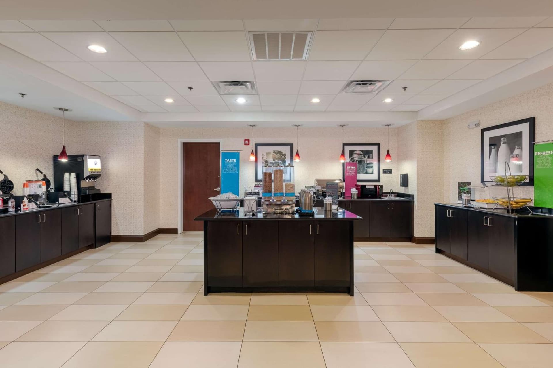 Hampton Inn Atlanta McDonough property views in McDonough, GA — gallery photo 3