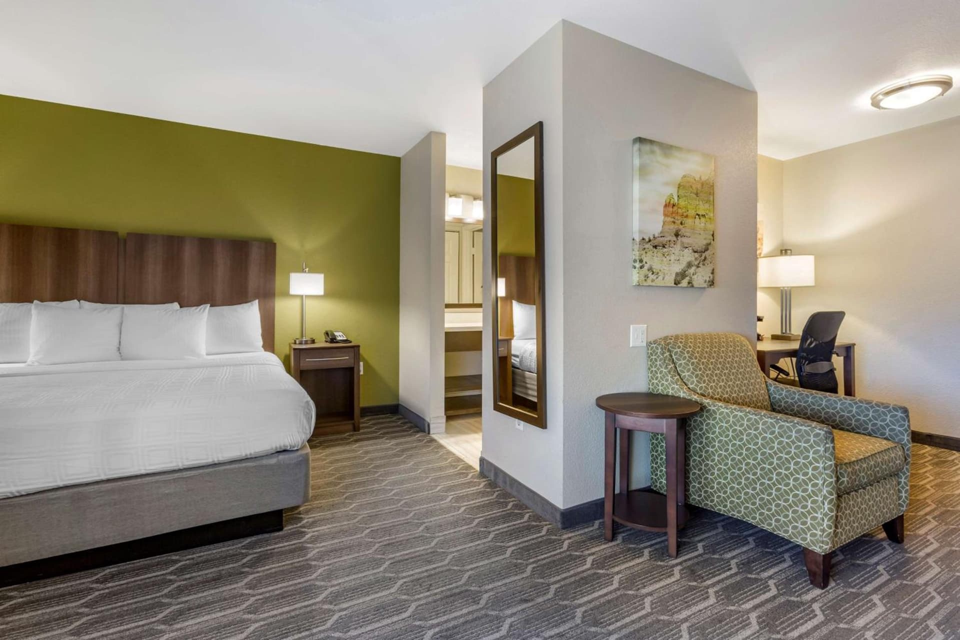 Best Western North Phoenix Hotel property views in Phoenix, AZ — gallery photo 3