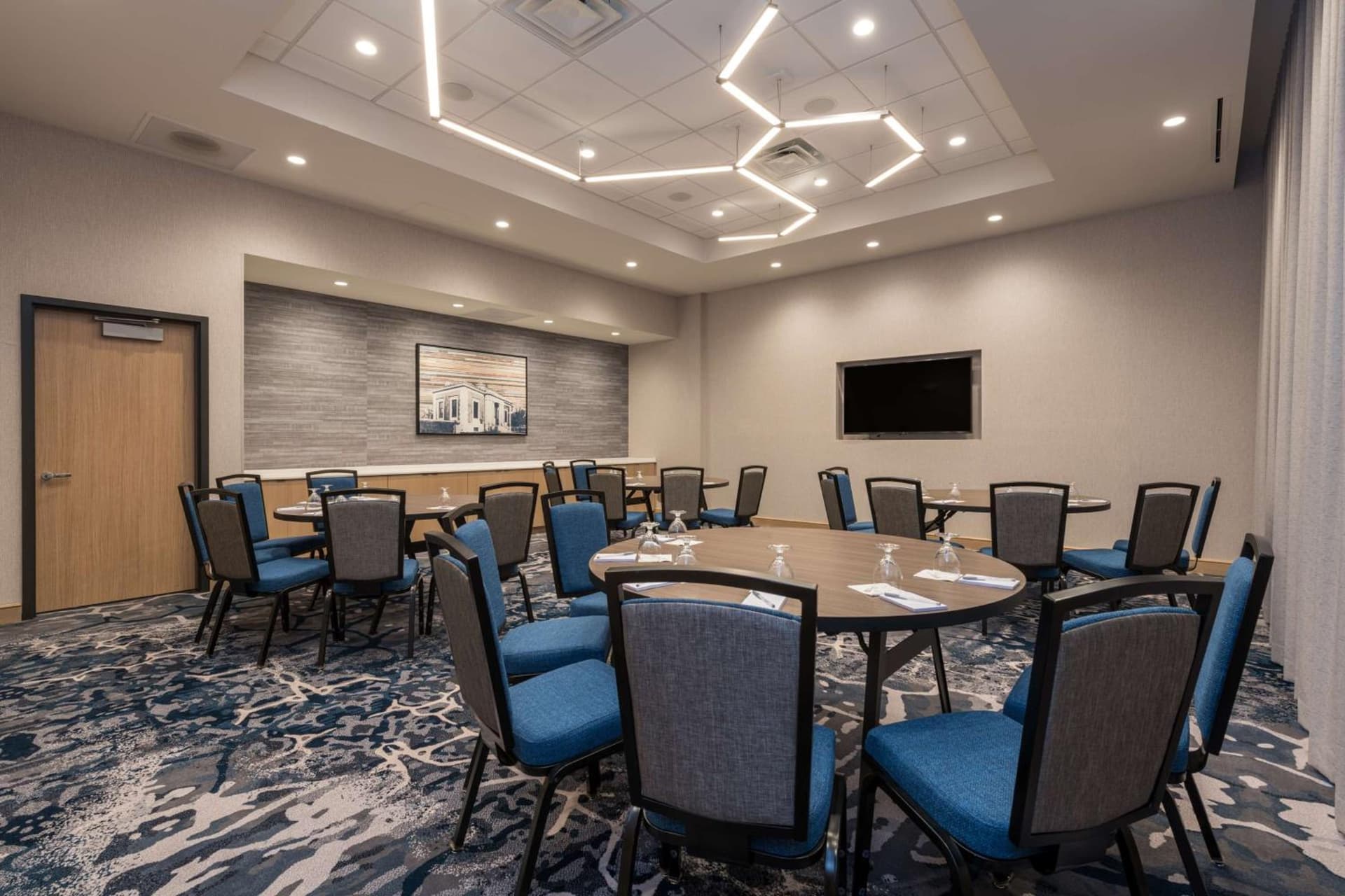 Hilton Garden Inn Boston Canton, Ma gallery photo in Canton — image 19