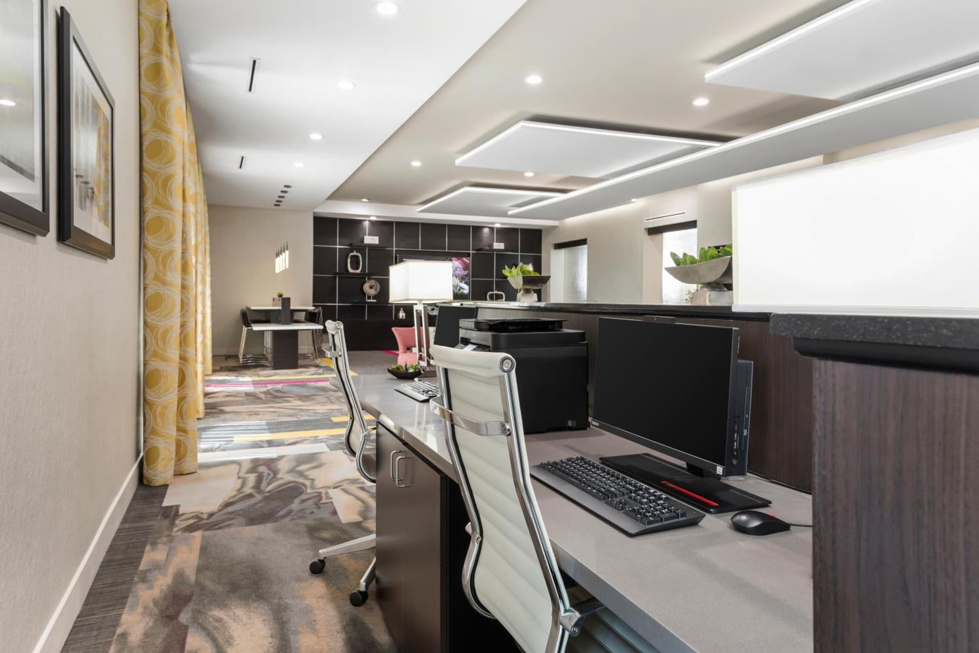 Holiday Inn Express & Suites Anaheim Resort Area by IHG gallery photo in Anaheim, CA — image 32