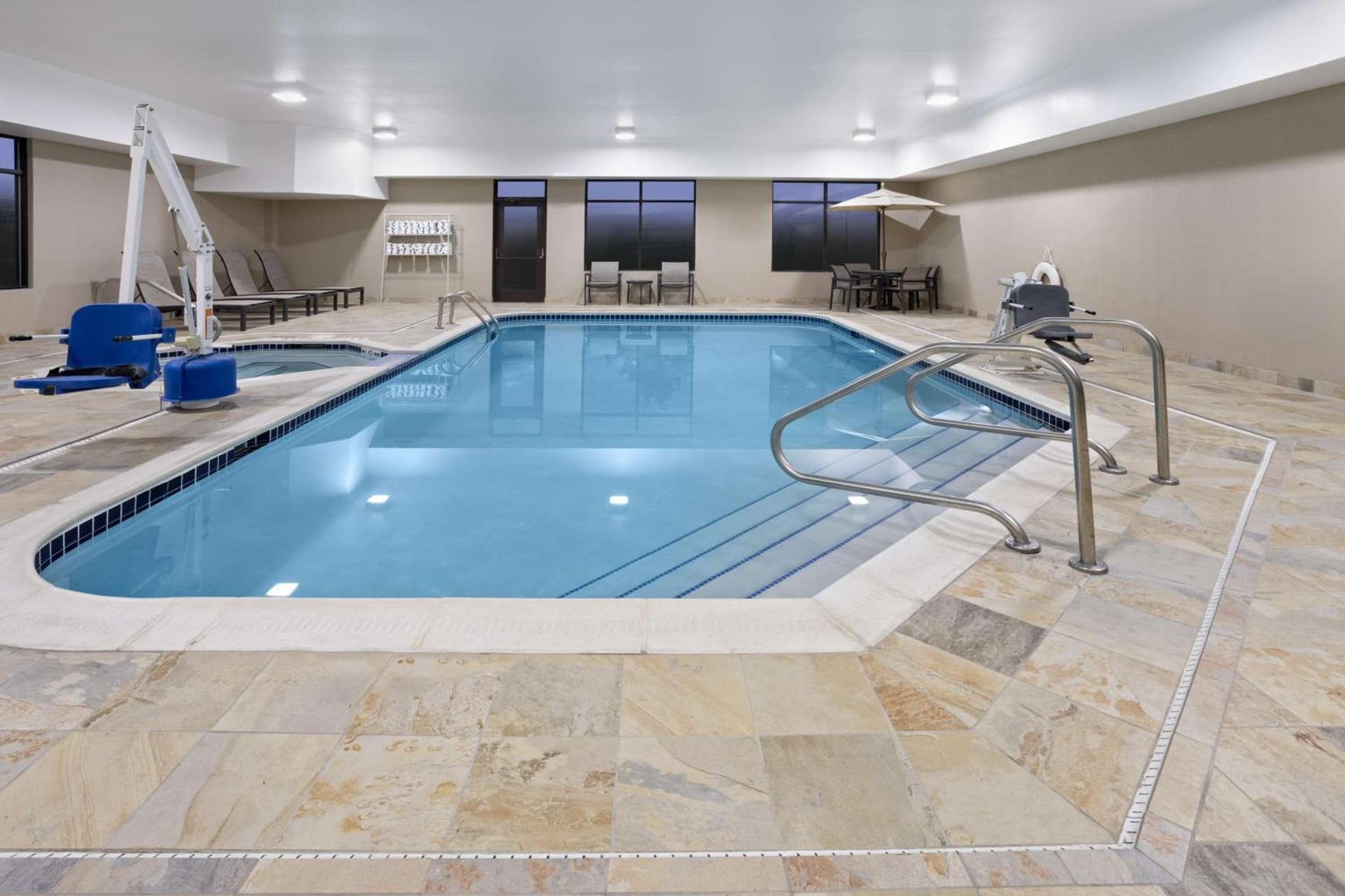 Hampton Inn Cleveland-Airport/Tiedeman Road gallery photo in Brooklyn, OH — image 20