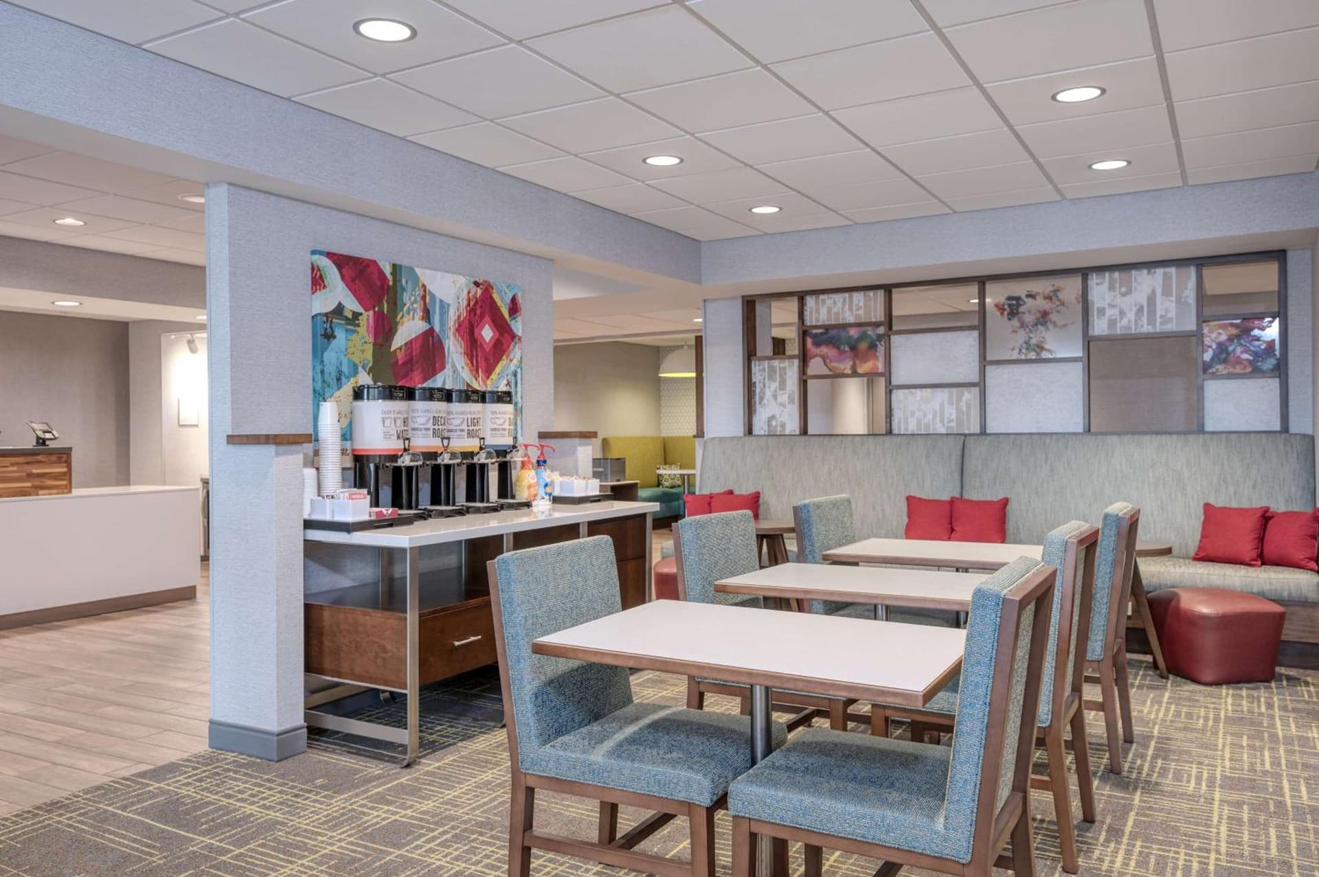 Hampton Inn Cleveland-Airport/Tiedeman Road gallery photo in Brooklyn, OH — image 35