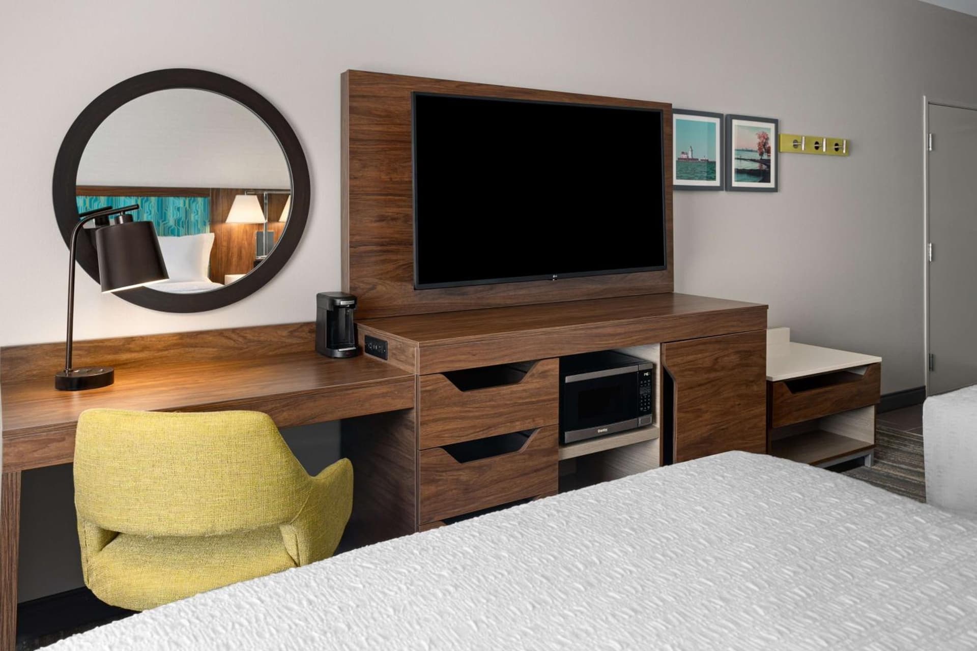 Hampton Inn Cleveland-Airport/Tiedeman Road gallery photo in Brooklyn, OH — image 28