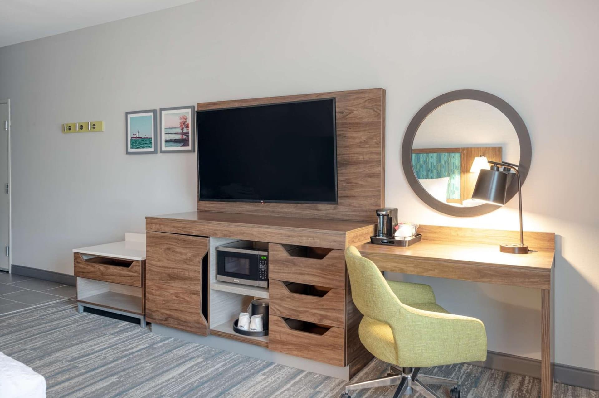 Hampton Inn Cleveland-Airport/Tiedeman Road gallery photo in Brooklyn, OH — image 17