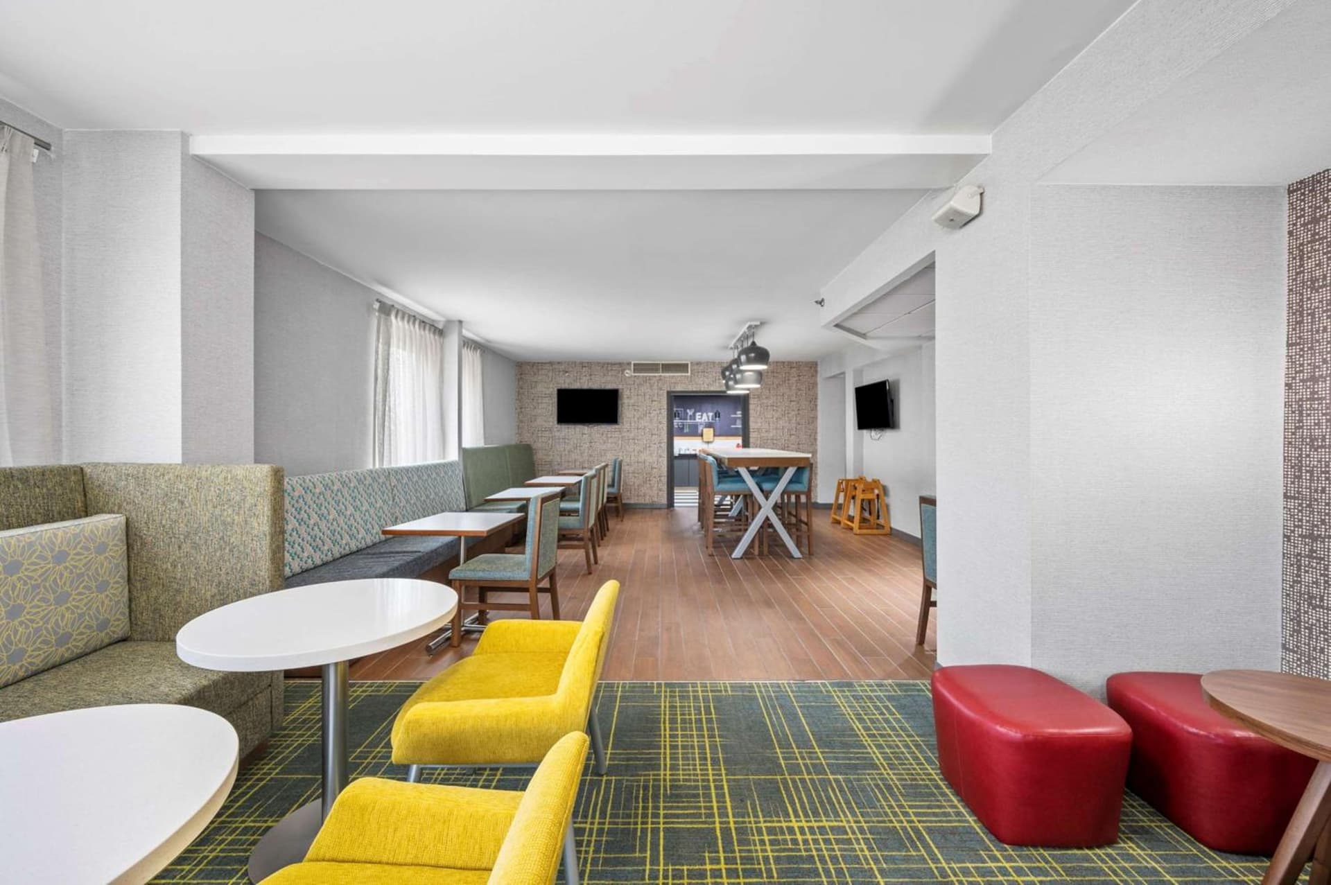 Hampton Inn Cleveland-Westlake gallery photo in Westlake, OH — image 20