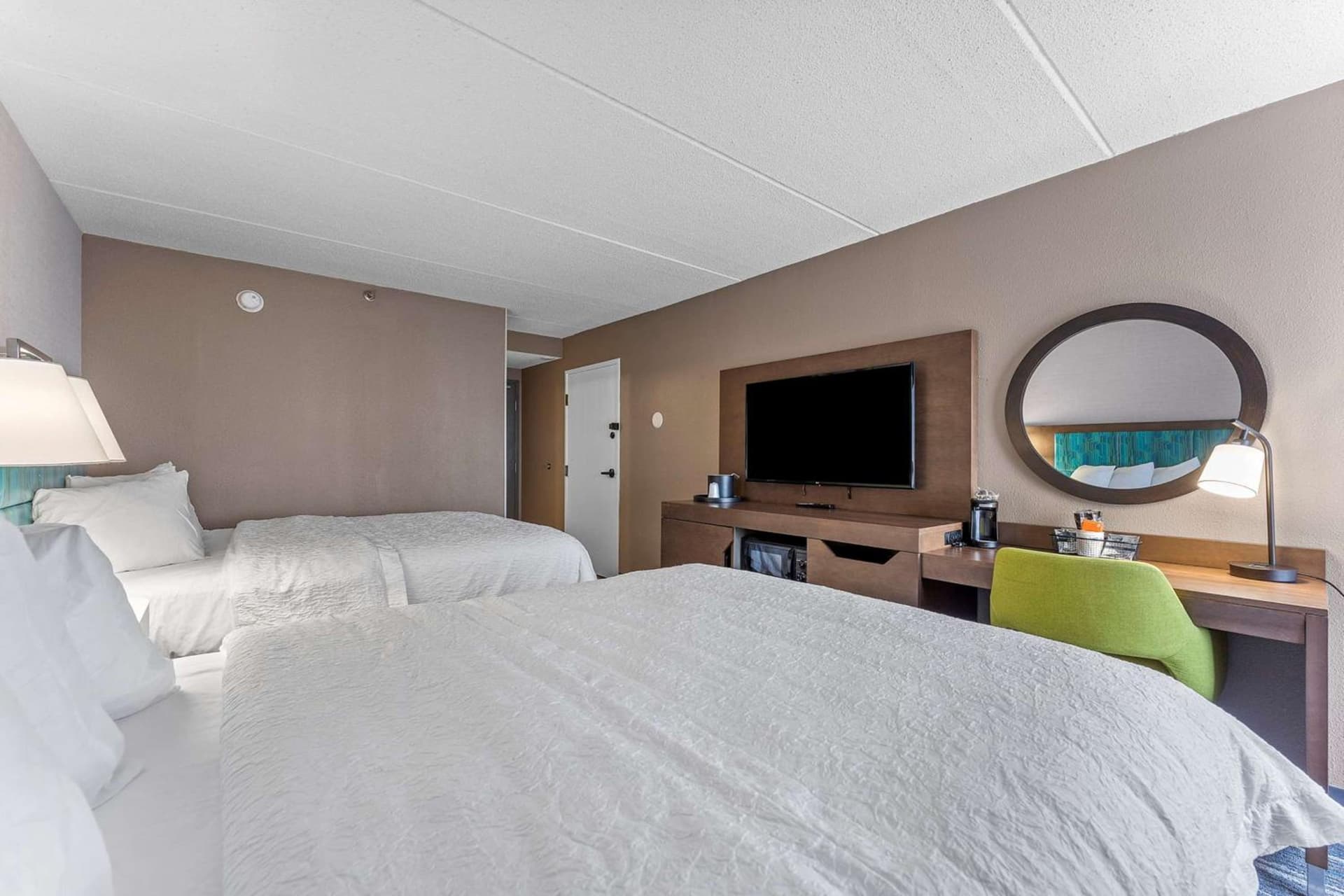 Hampton Inn Cleveland-Westlake gallery photo in Westlake, OH — image 34