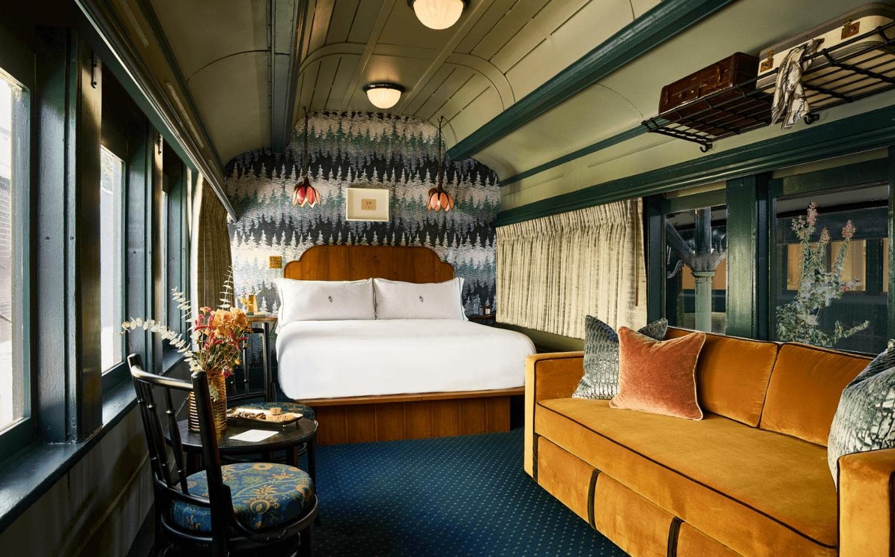 The Hotel Chalet at The Choo Choo gallery photo in Chattanooga, TN — image 24