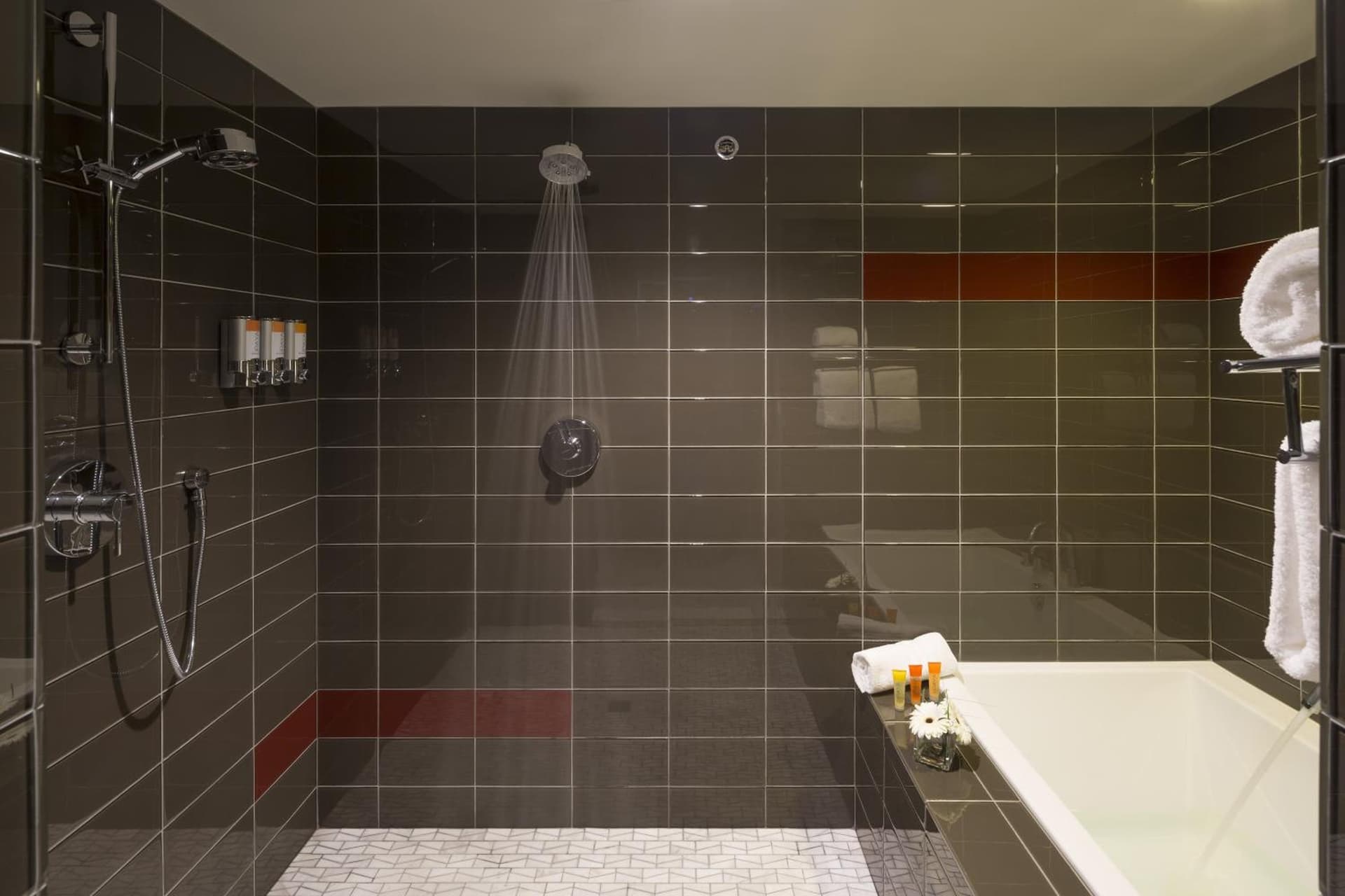 Hotel Eastlund - Best Western Premier Collection gallery photo in Portland, OR — image 11