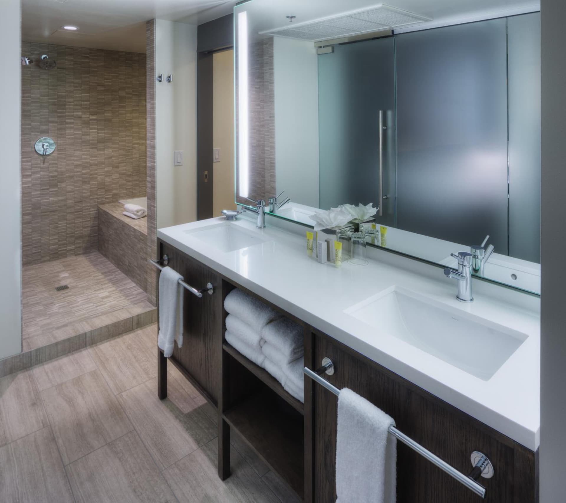 Hotel Eastlund - Best Western Premier Collection gallery photo in Portland, OR — image 19