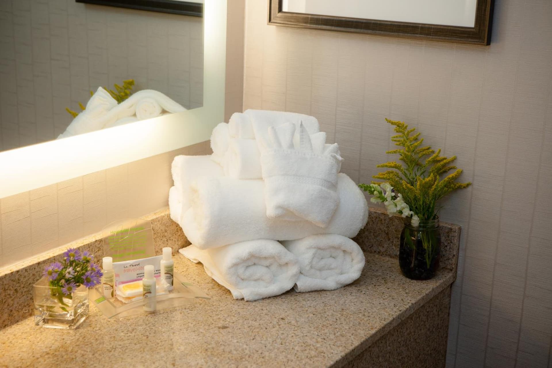 Holiday Inn Greenville by IHG interior in Greenville, NC — gallery photo 2