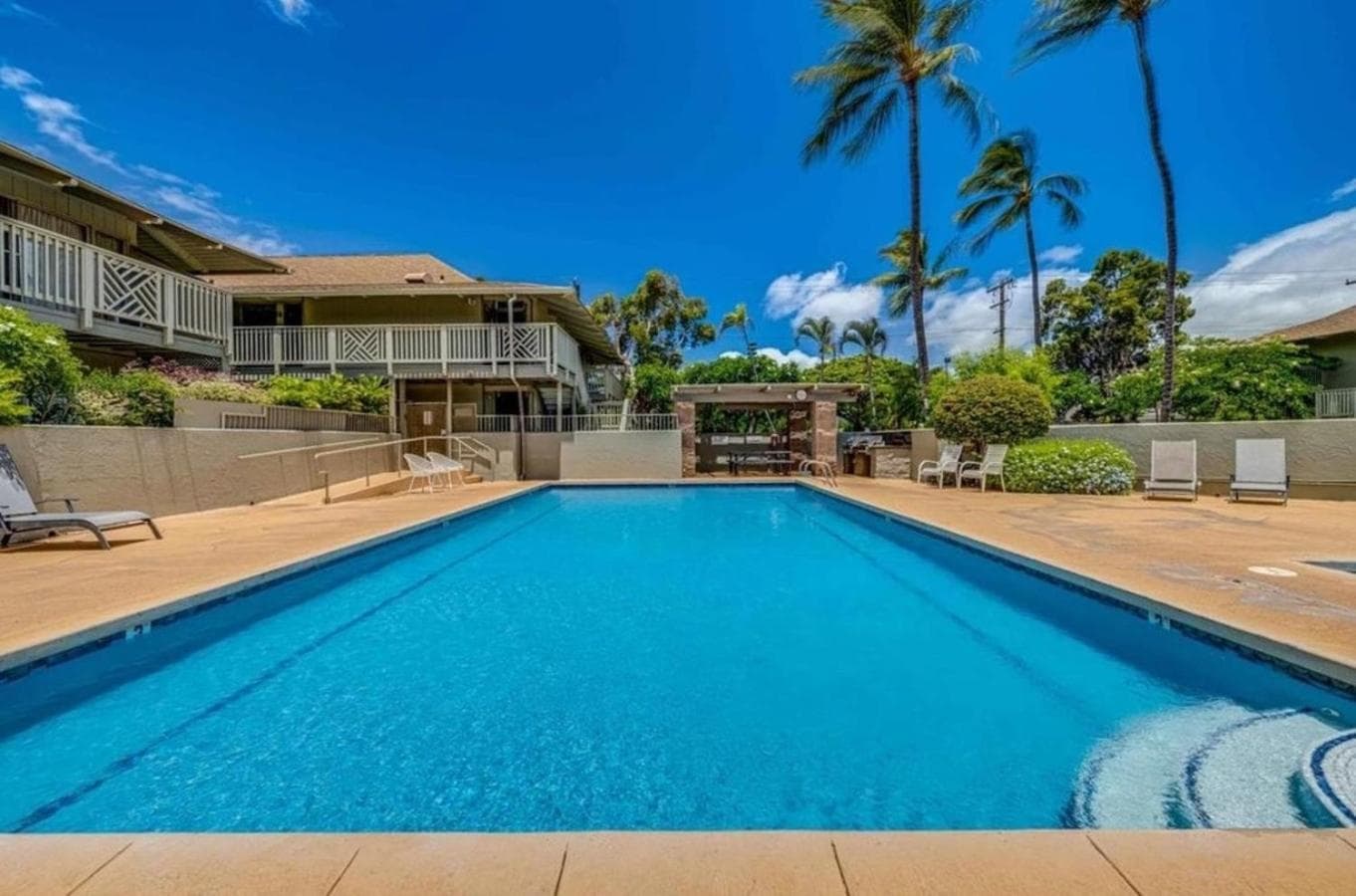 Kihei Escape | Walk to Beach, Pool & Hot Tub property views in Kihei, HI — gallery photo 3