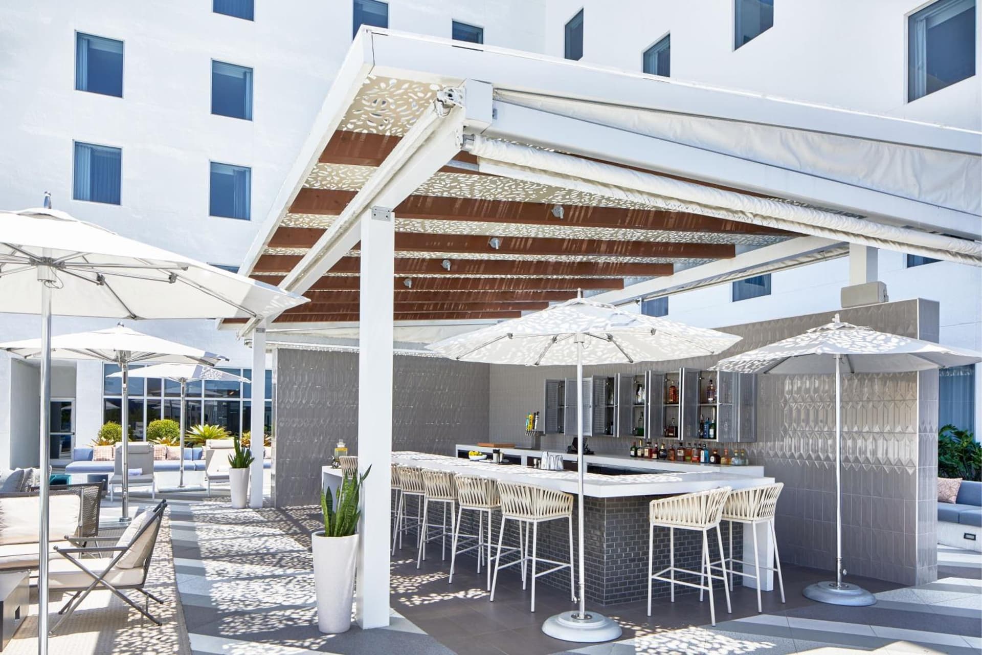 AC Hotel by Marriott Miami Aventura gallery photo in Aventura, FL — image 39