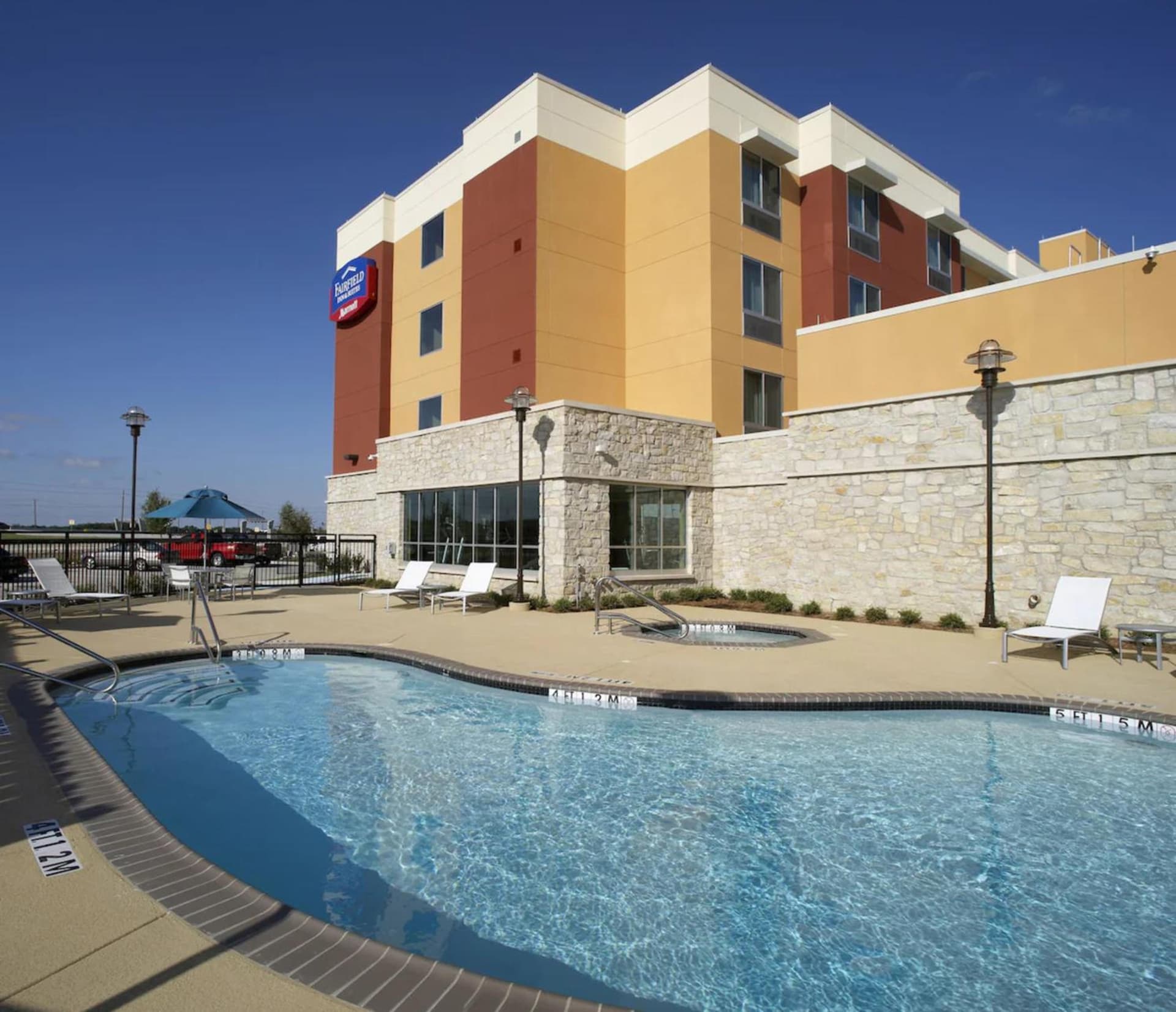 Fairfield Inn & Suites by Marriott Dallas Plano The Colony interior in The Colony, TX — gallery photo 2