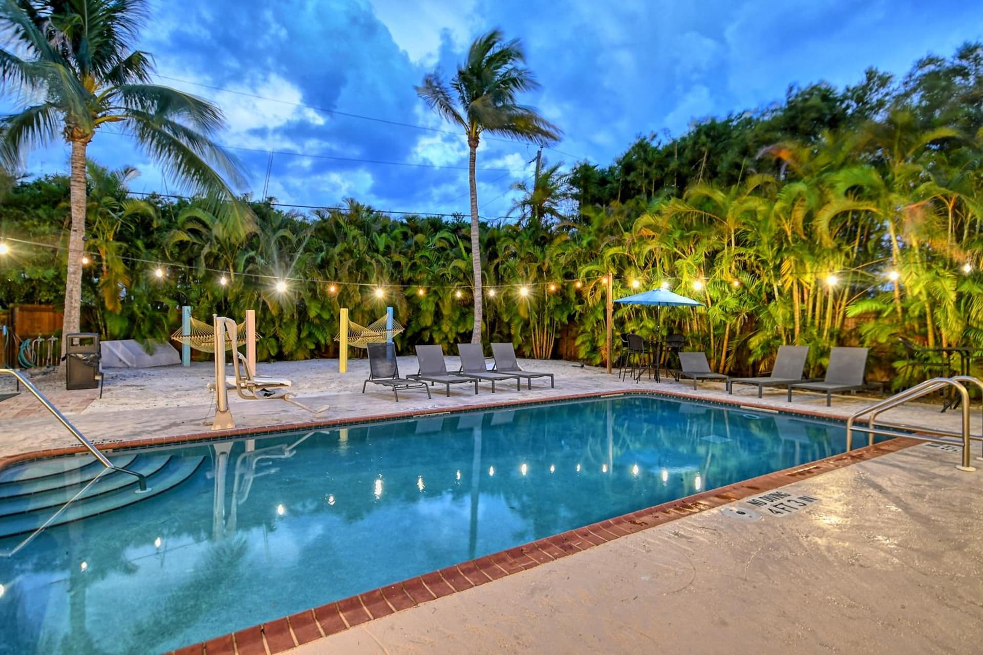 Siesta Key Palms Resort gallery photo in Sarasota, FL — image 203