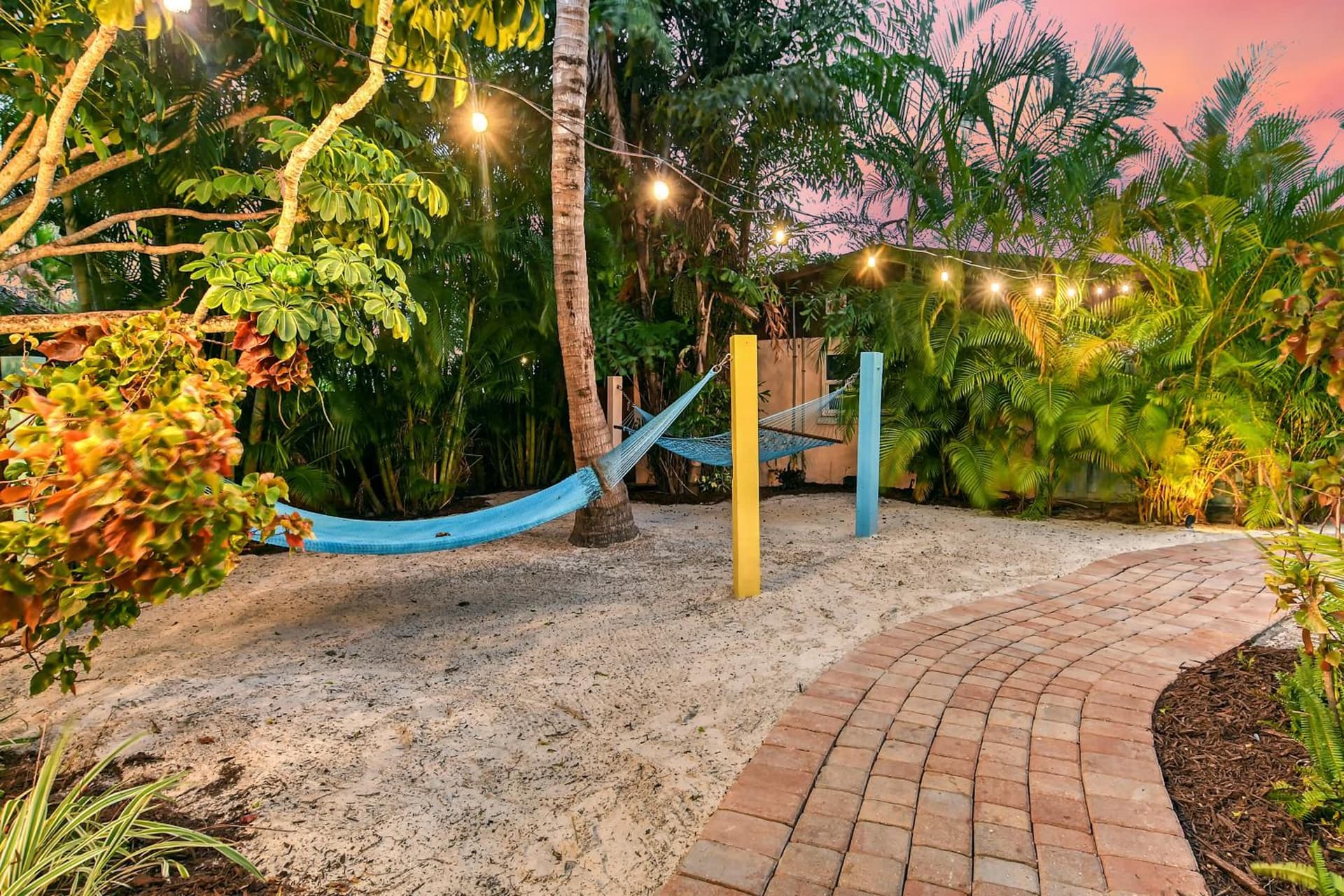 Siesta Key Palms Resort gallery photo in Sarasota, FL — image 121