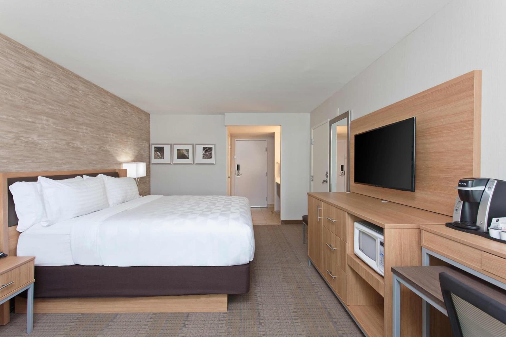 Holiday Inn Palmdale-Lancaster by IHG gallery photo in Palmdale, CA — image 14