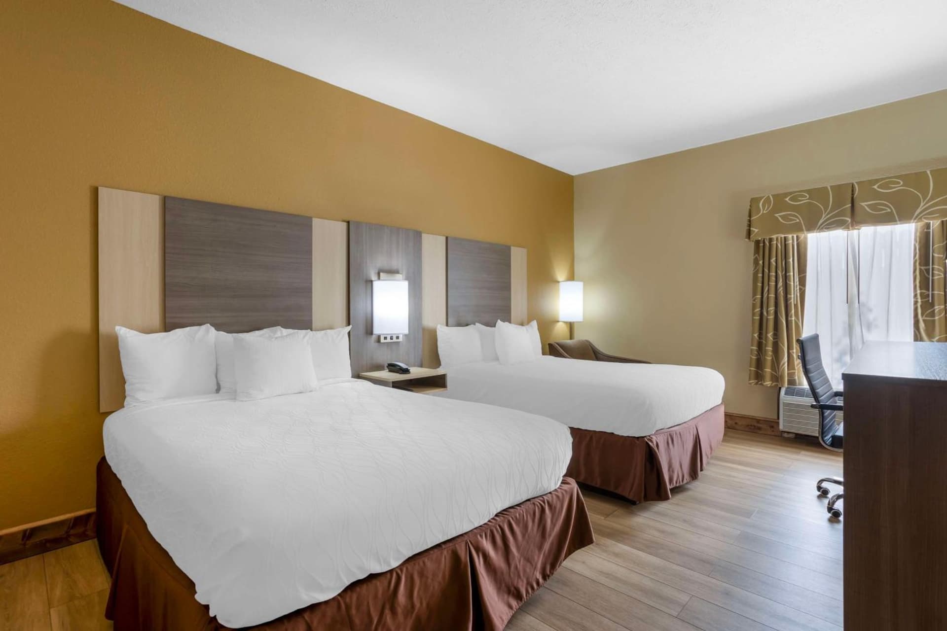 Best Western Plus Springfield Airport Inn property views in Springfield, MO — gallery photo 3