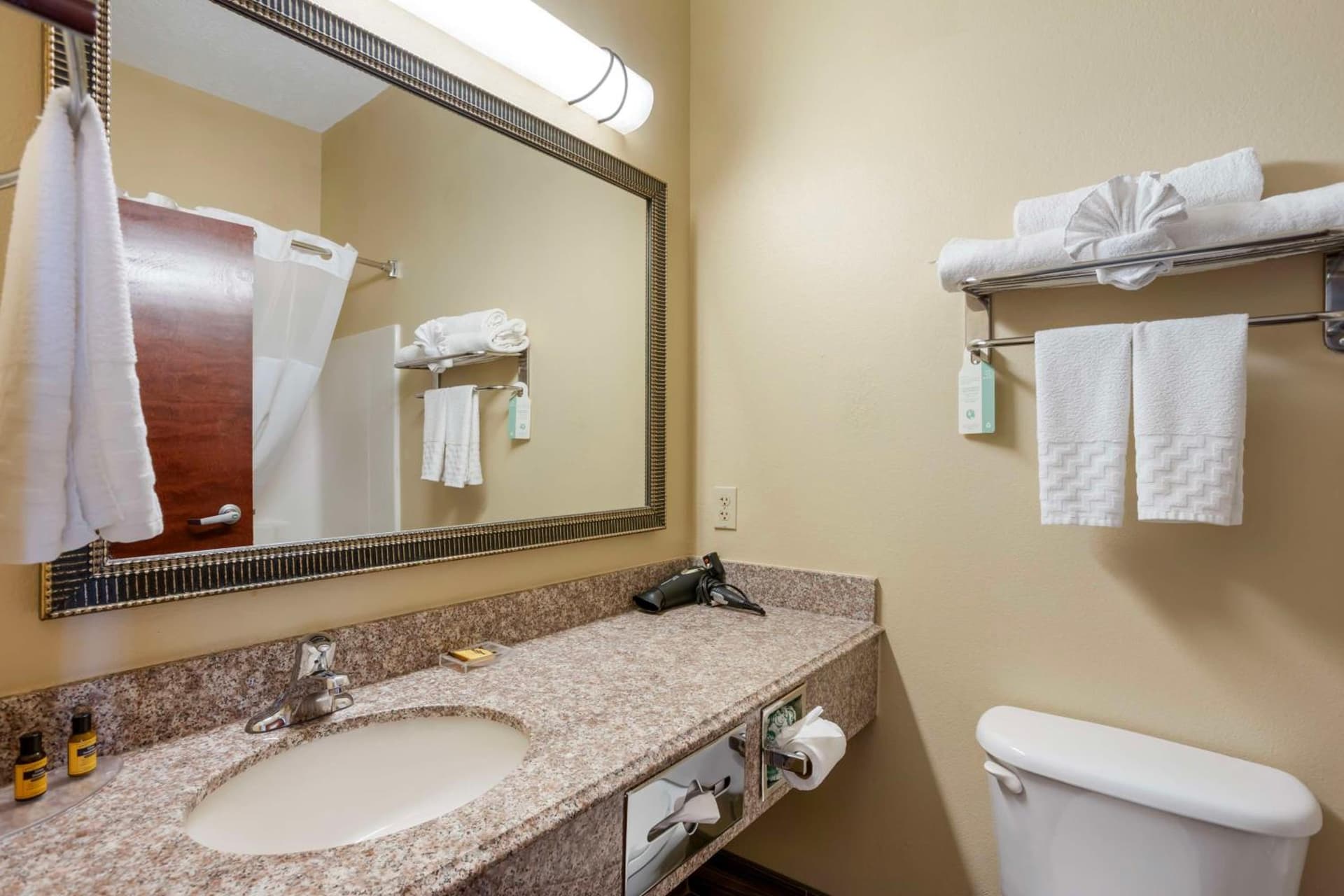 Best Western Plus Springfield Airport Inn gallery photo in Springfield, MO — image 32