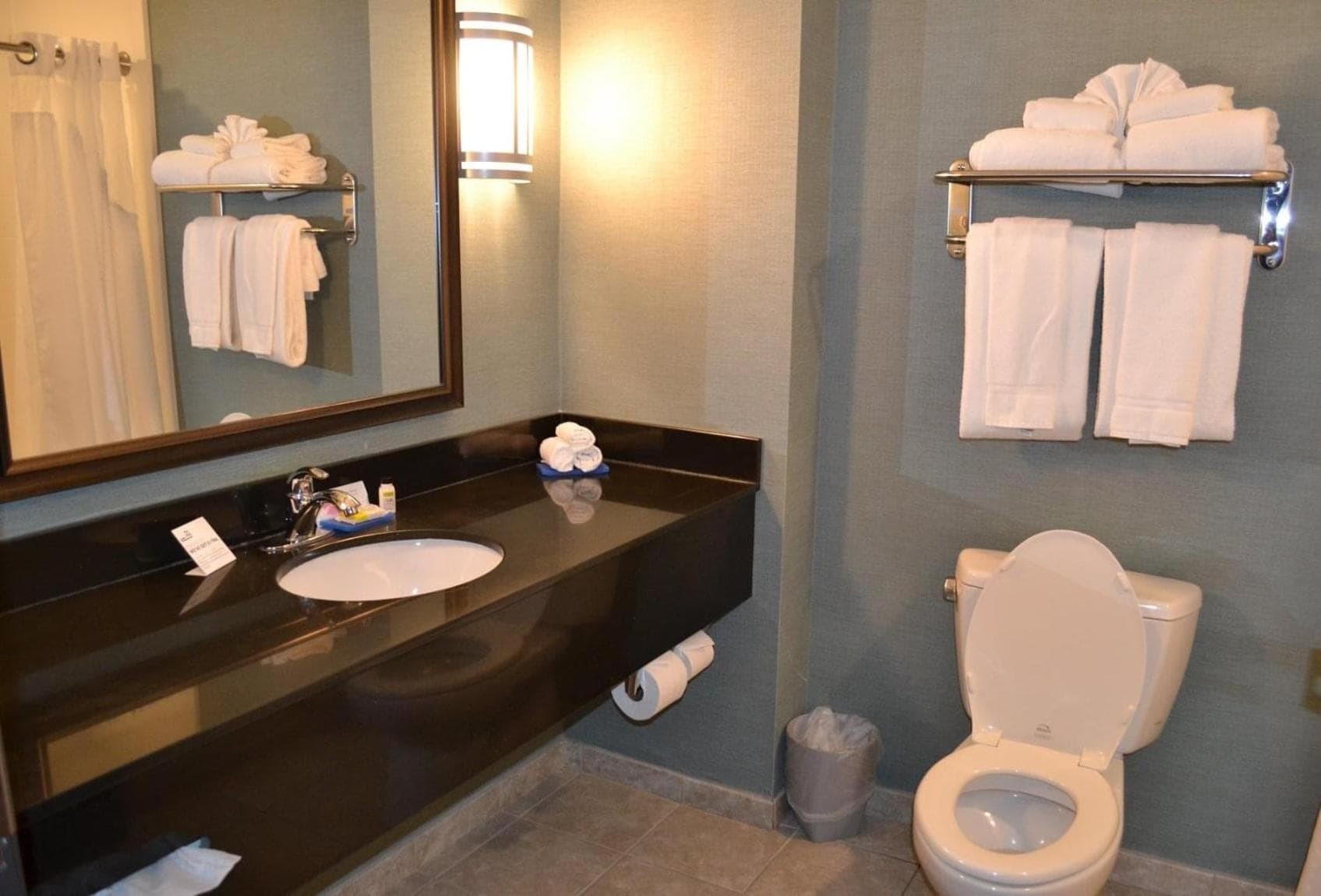Holiday Inn Express Selinsgrove by IHG interior in Shamokin Dam, PA — gallery photo 2