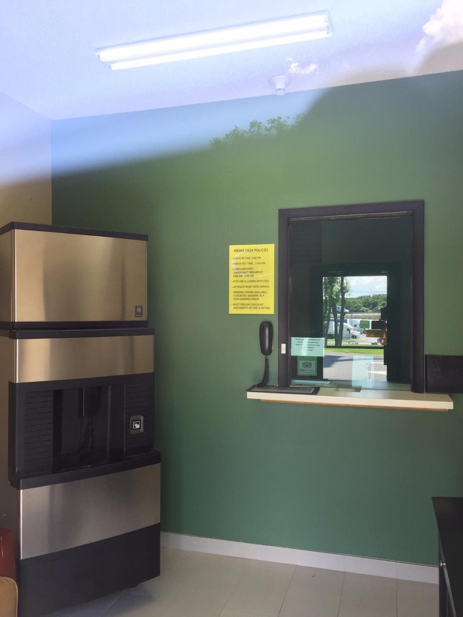 Super 8 by Wyndham Greencastle gallery photo in Greencastle, PA — image 21