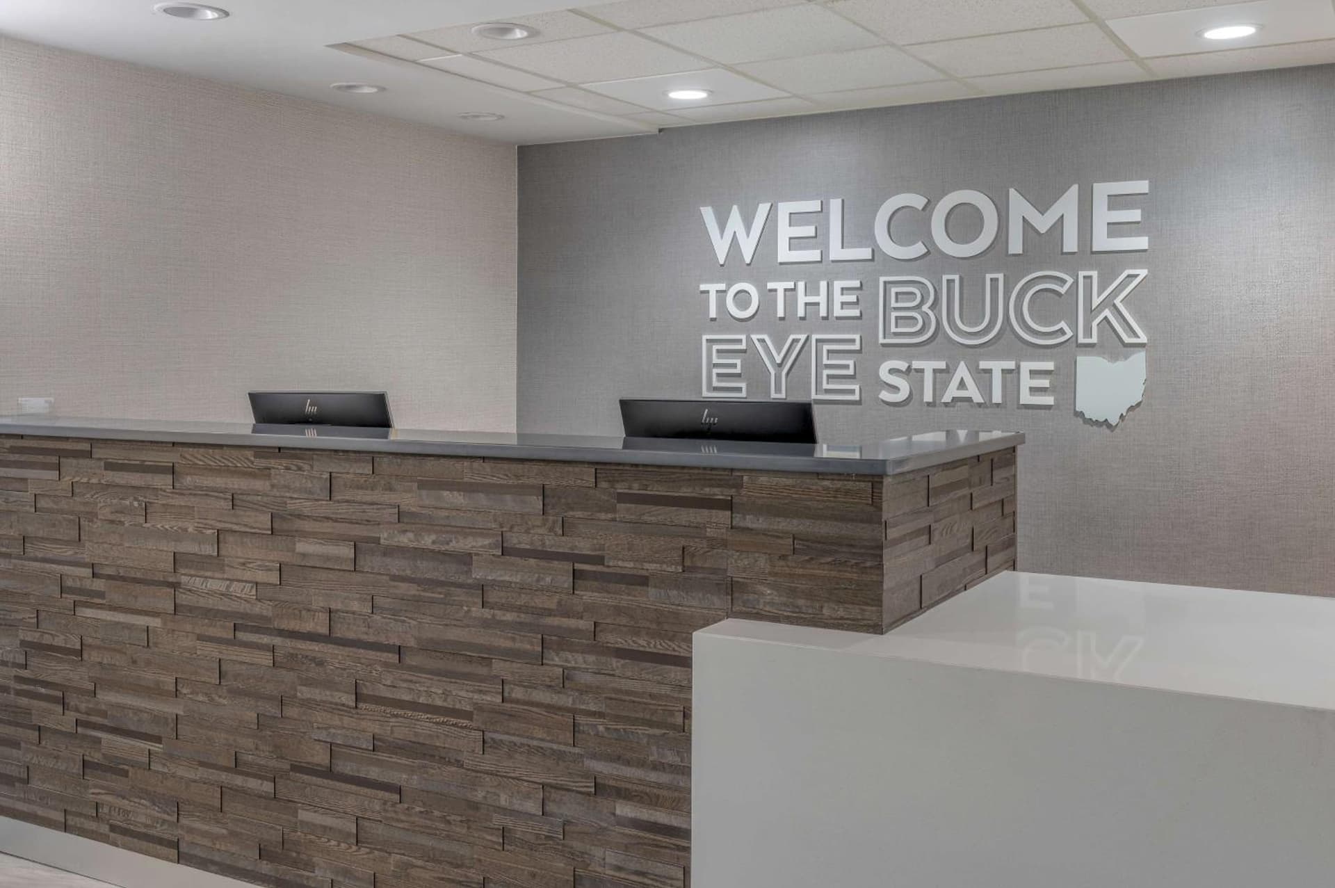 Hampton Inn New Philadelphia gallery photo in New Philadelphia, OH — image 12