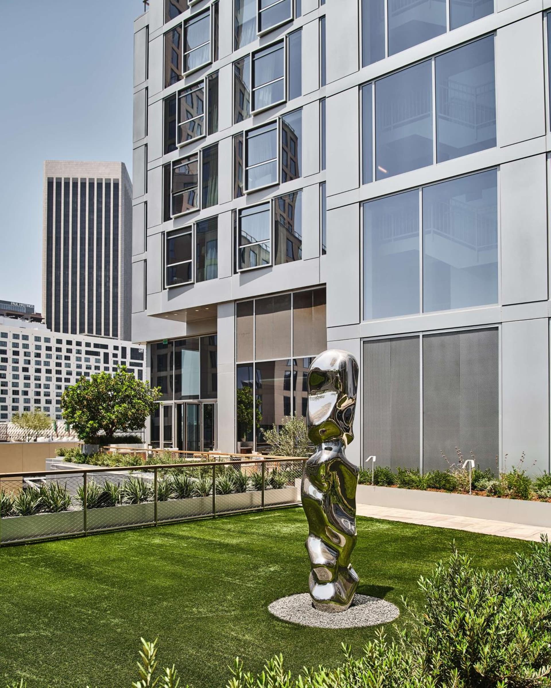 Conrad Los Angeles gallery photo in Los Angeles, CA — image 194