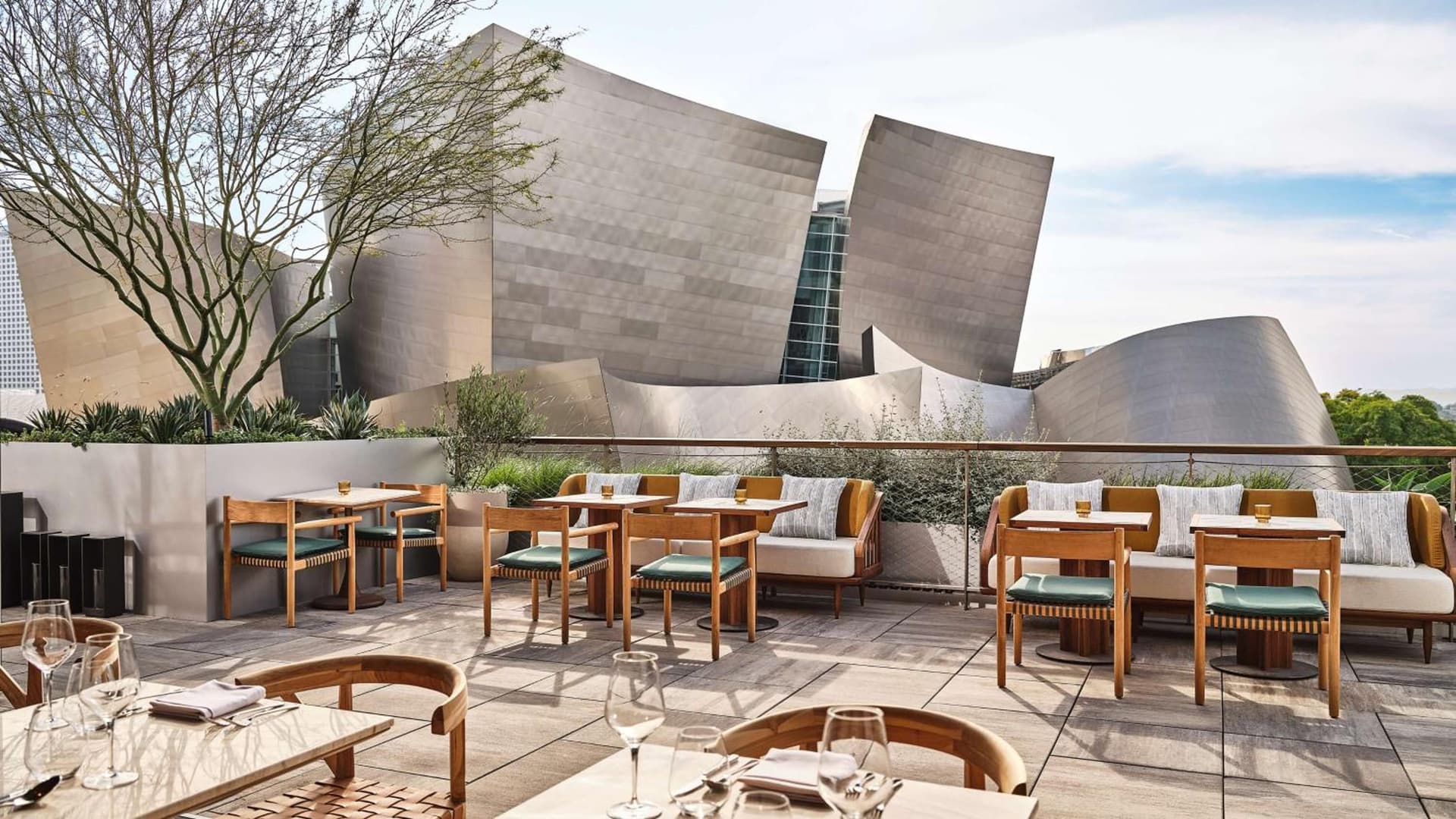 Conrad Los Angeles gallery photo in Los Angeles, CA — image 289