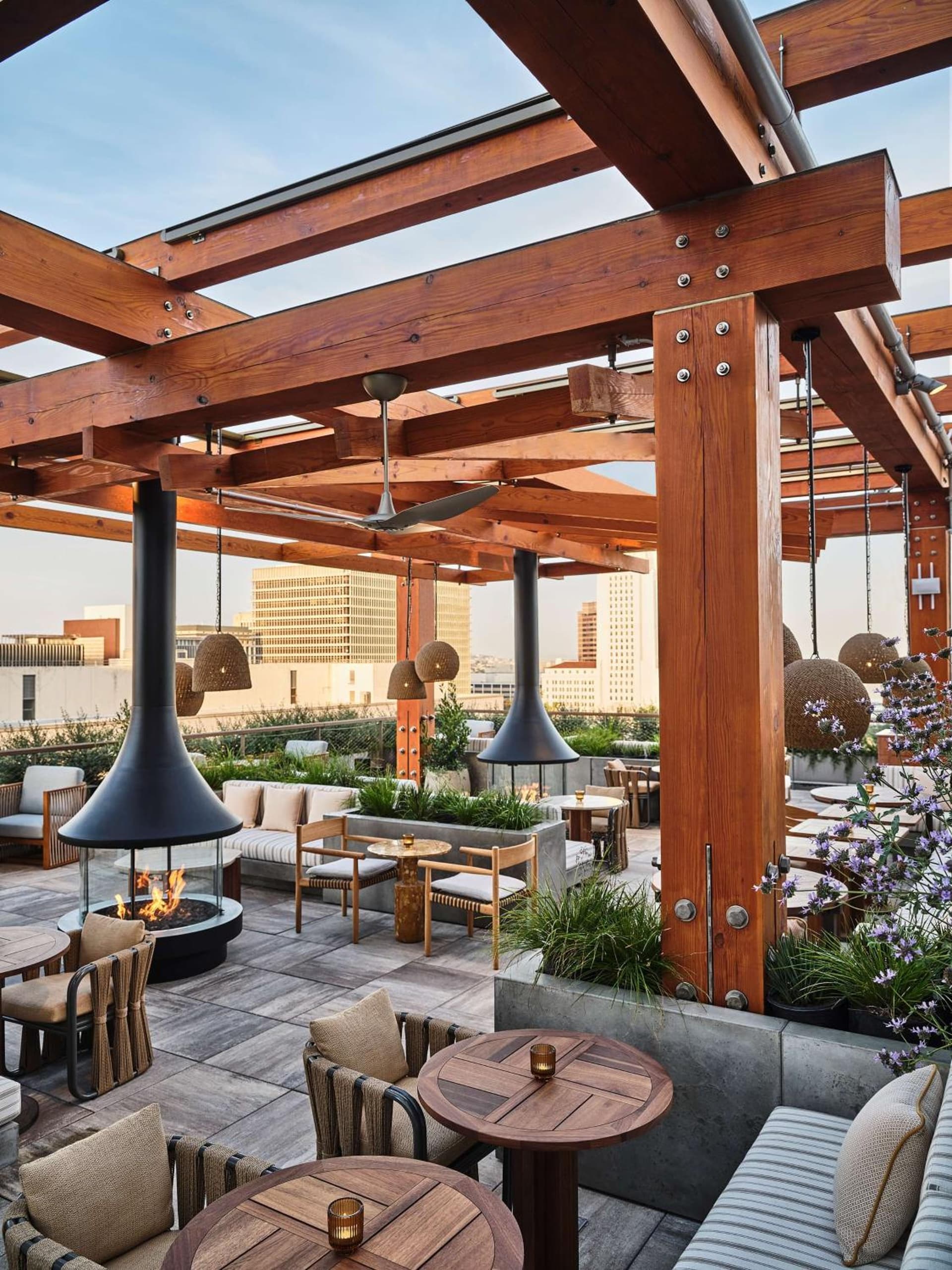 Conrad Los Angeles gallery photo in Los Angeles, CA — image 157