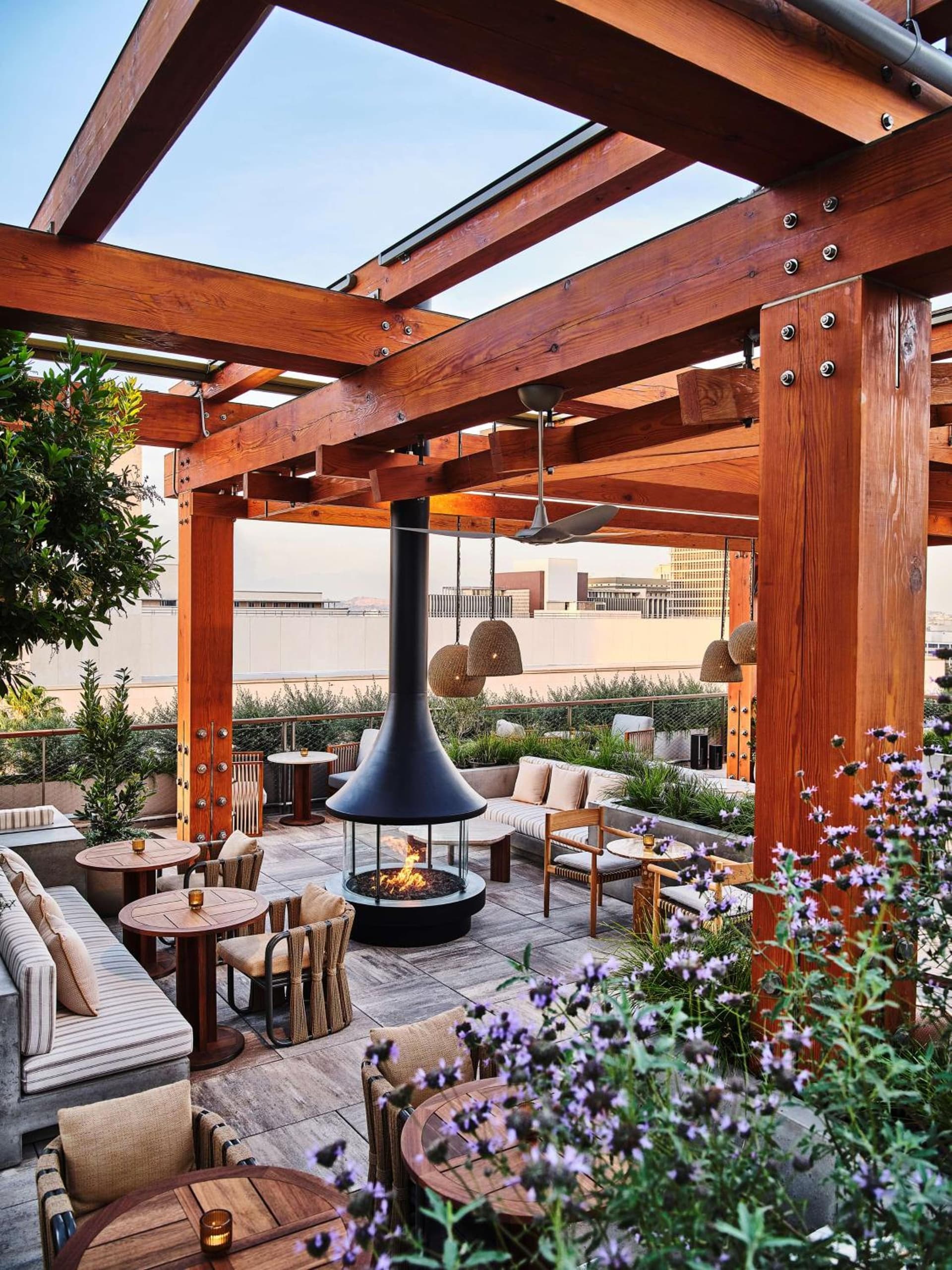 Conrad Los Angeles gallery photo in Los Angeles, CA — image 11