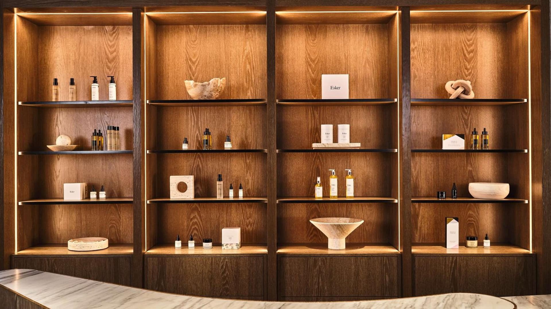 Conrad Los Angeles gallery photo in Los Angeles, CA — image 77