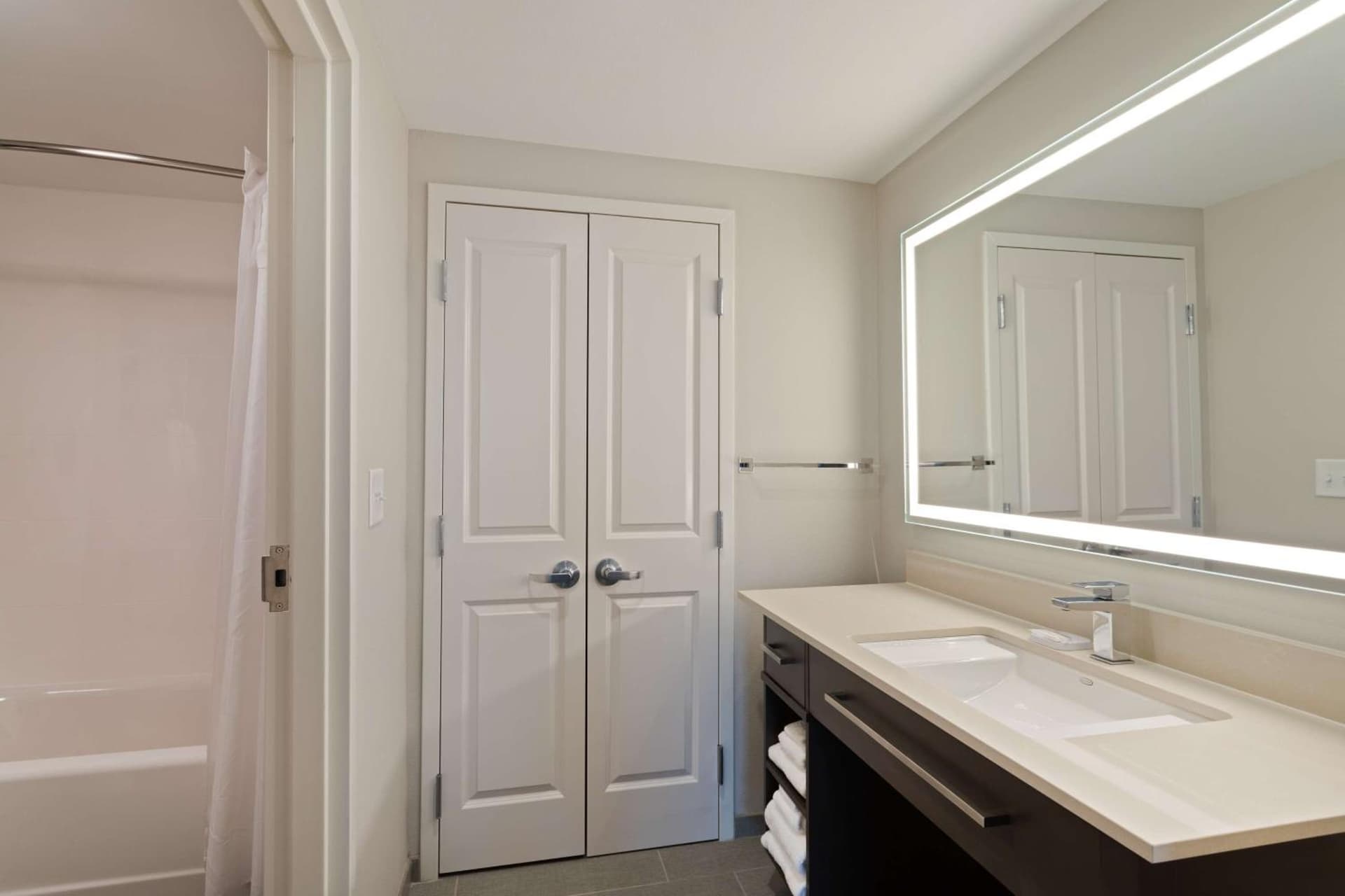 Homewood Suites By Hilton Panama City Beach, Fl gallery photo in Panama City Beach, FL — image 12