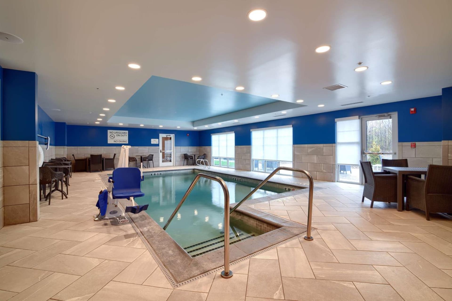Hampton Inn Lincoln White Mountains gallery photo in Lincoln — image 30