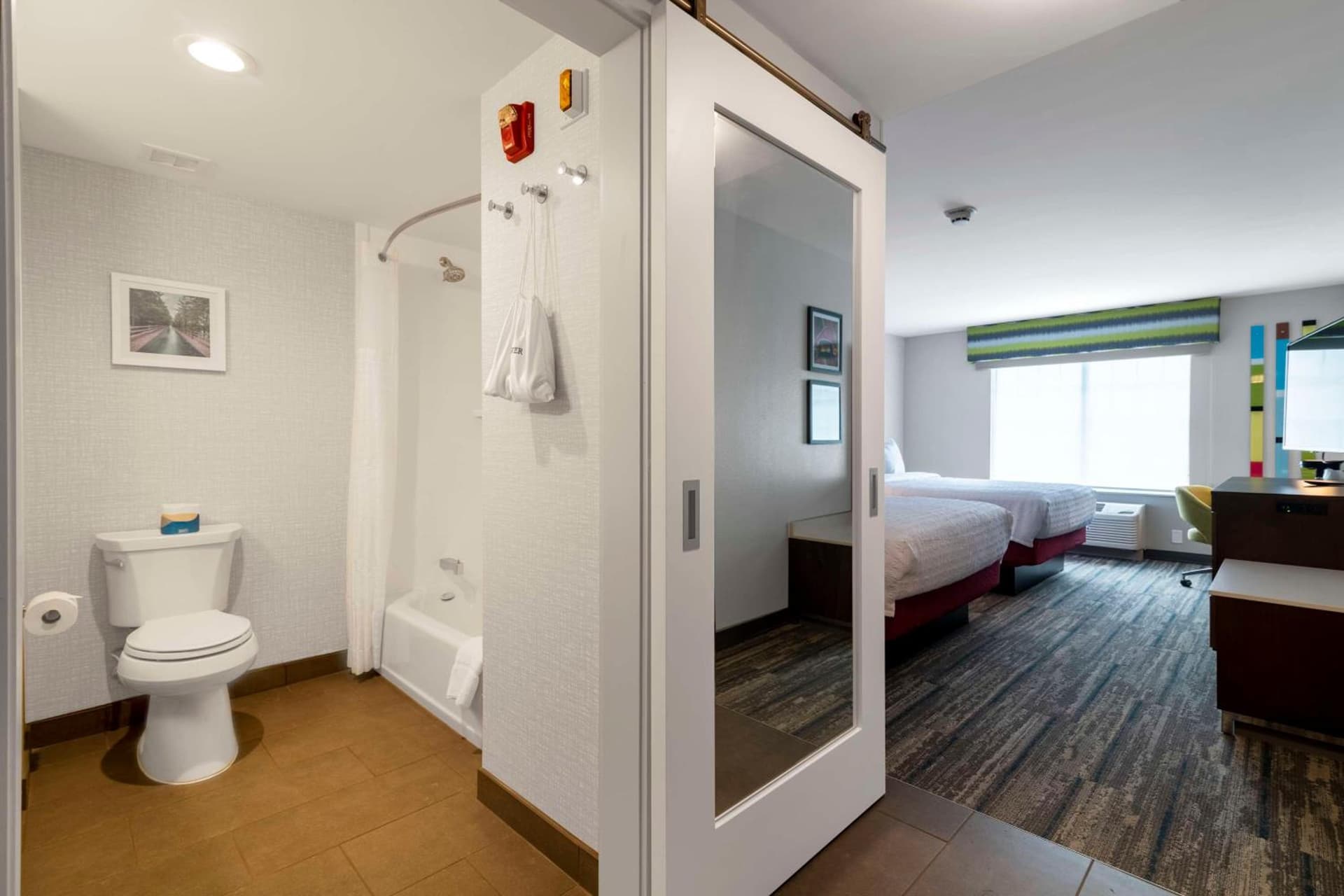 Hampton Inn Lincoln White Mountains gallery photo in Lincoln — image 64