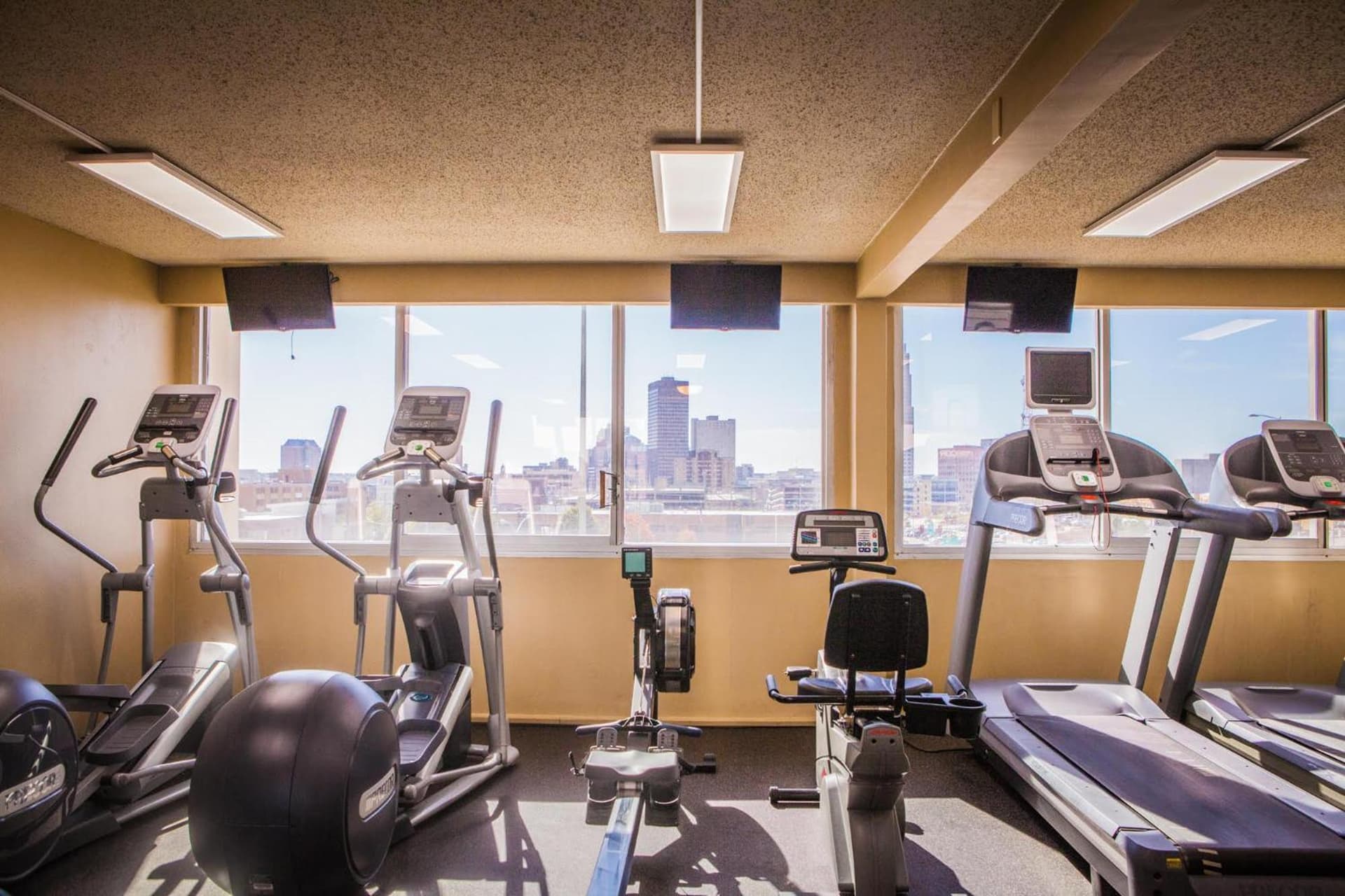 Holiday Inn Des Moines-Downtown-Mercy Campus by IHG gallery photo in Des Moines, IA — image 21