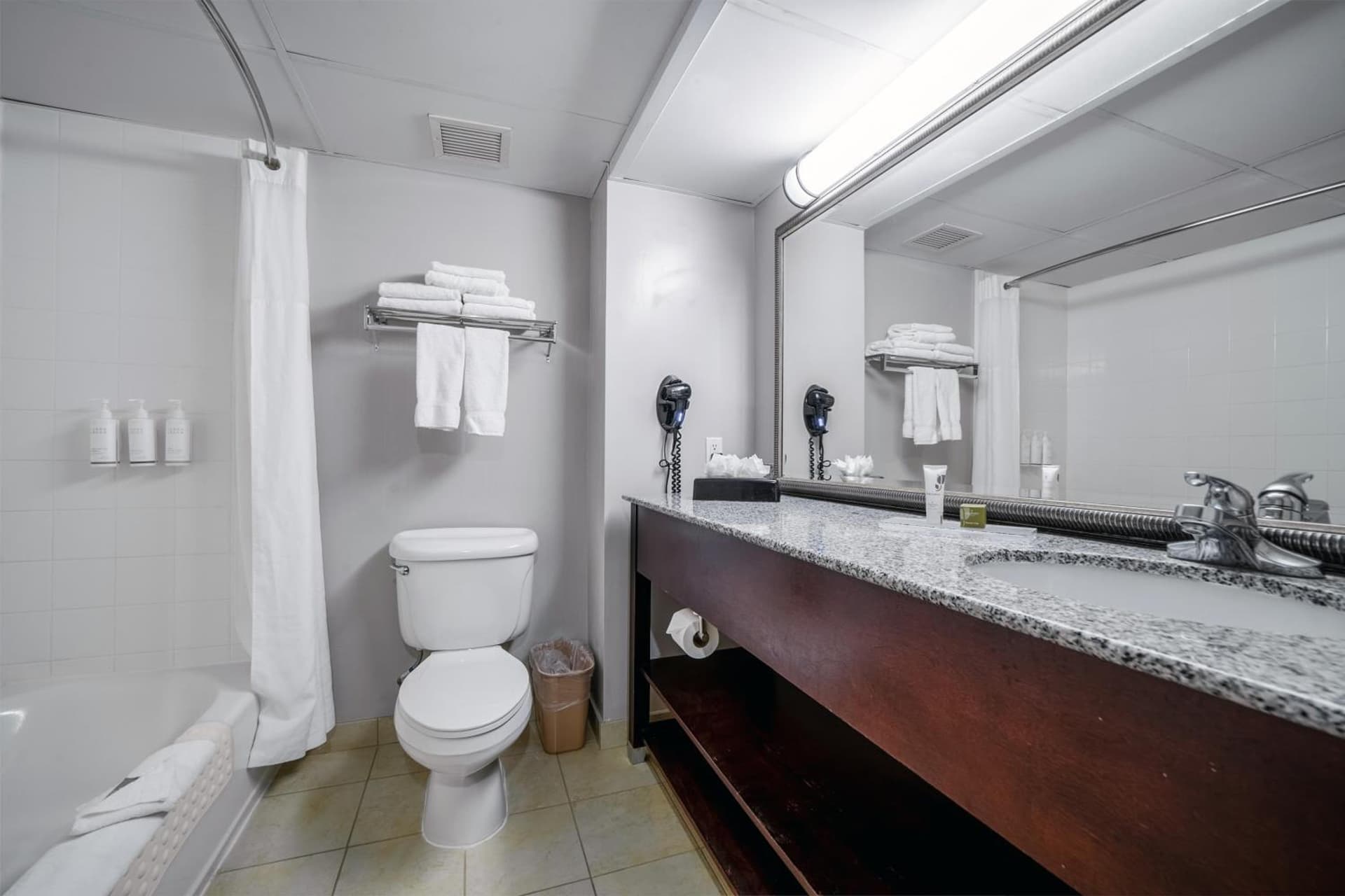 Country Inn & Suites by Radisson, Ontario at Ontario Mills, CA gallery photo in Ontario, CA — image 16