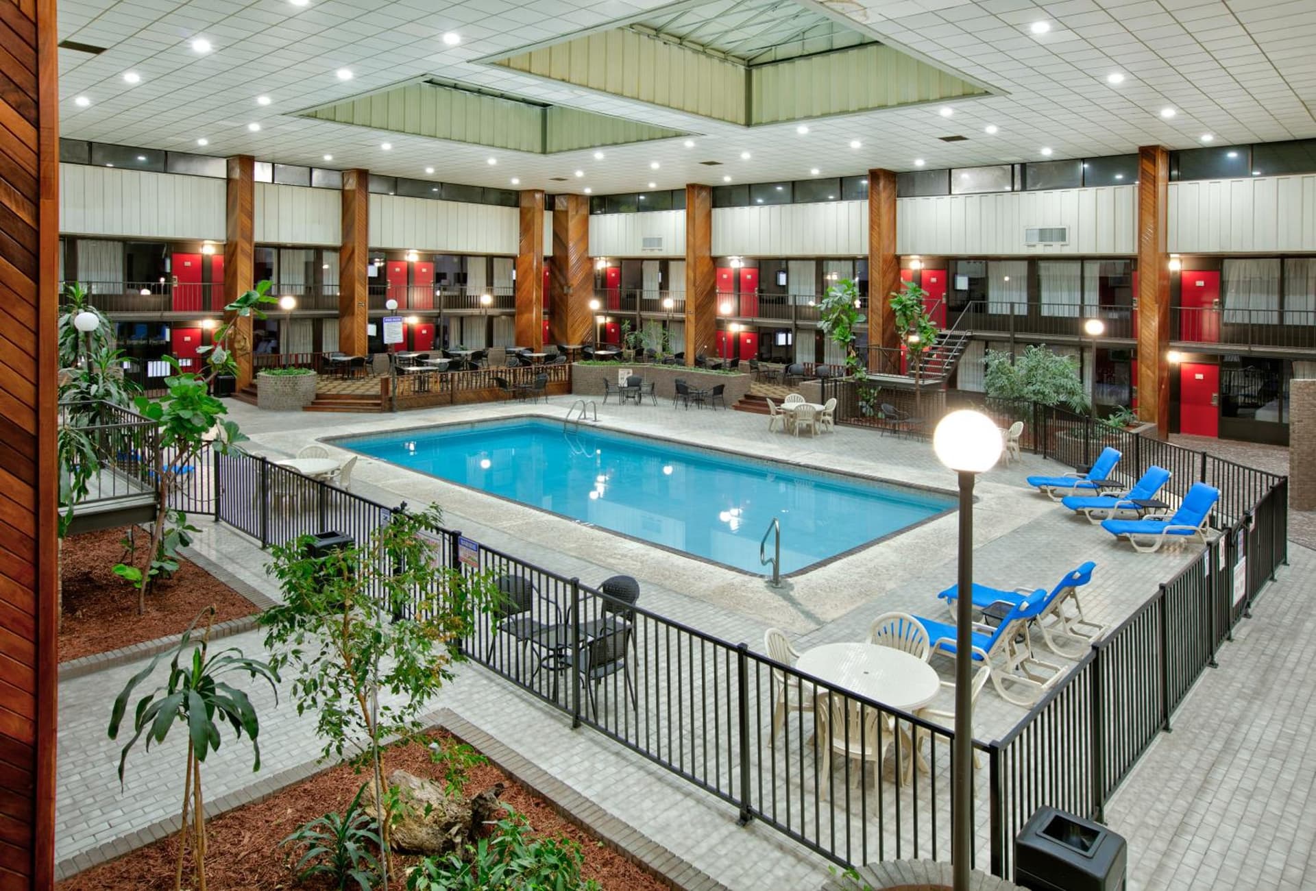 Ramada by Wyndham Diamondhead I-10/Gulfport gallery photo in Diamondhead, MS — image 15