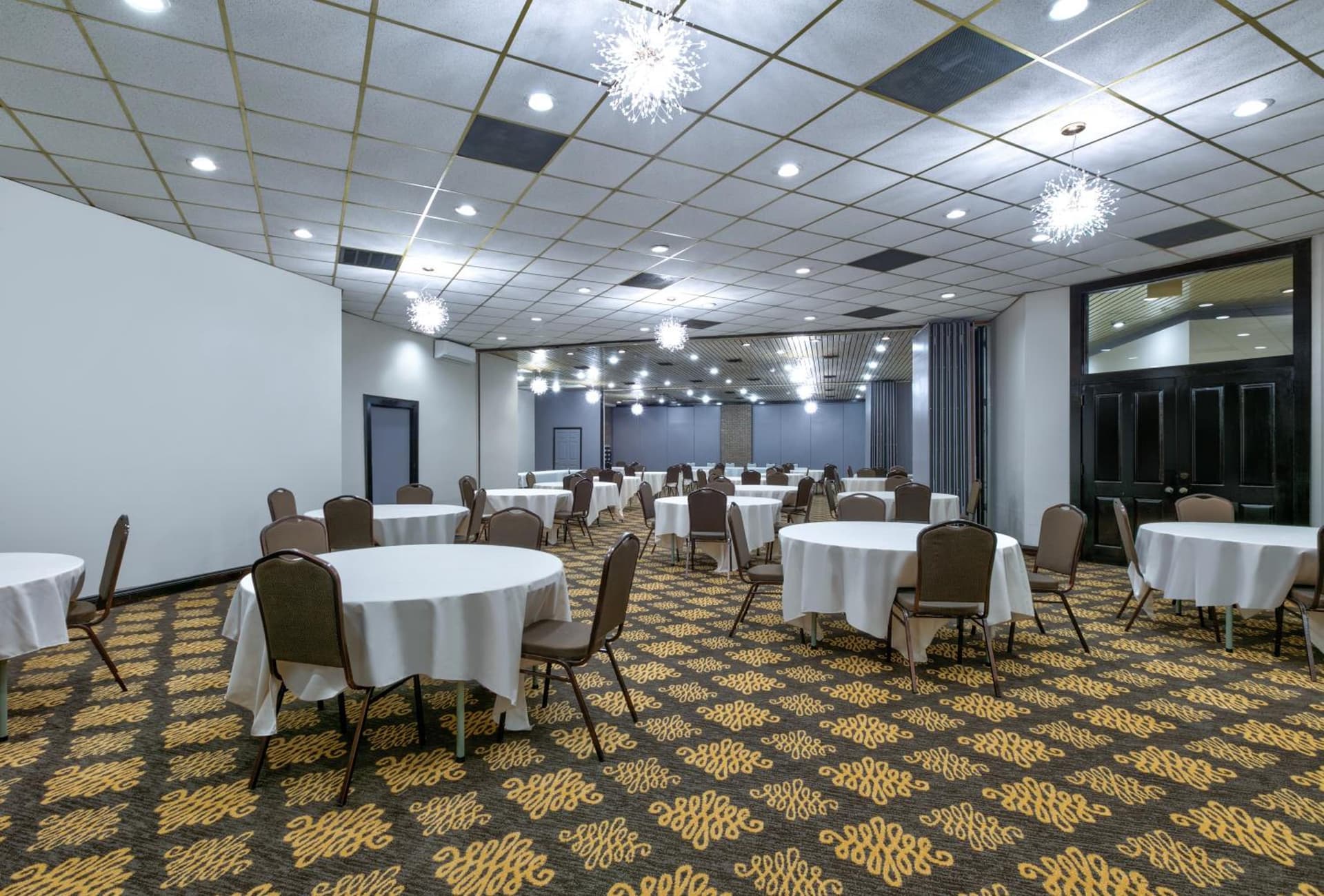 Ramada by Wyndham Diamondhead I-10/Gulfport gallery photo in Diamondhead, MS — image 21