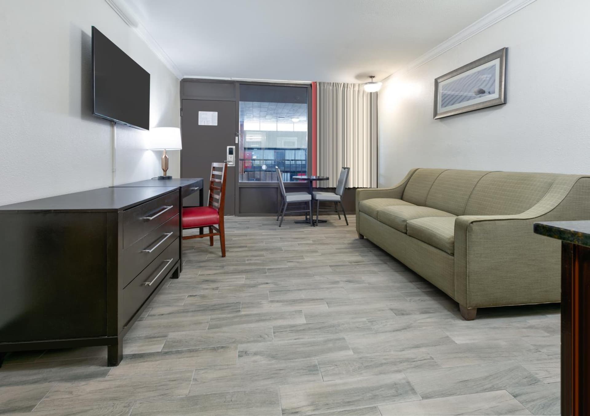 Ramada by Wyndham Diamondhead I-10/Gulfport gallery photo in Diamondhead, MS — image 6