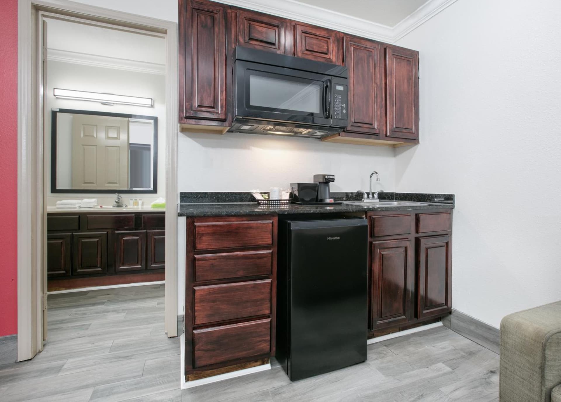 Ramada by Wyndham Diamondhead I-10/Gulfport property views in Diamondhead, MS — gallery photo 3