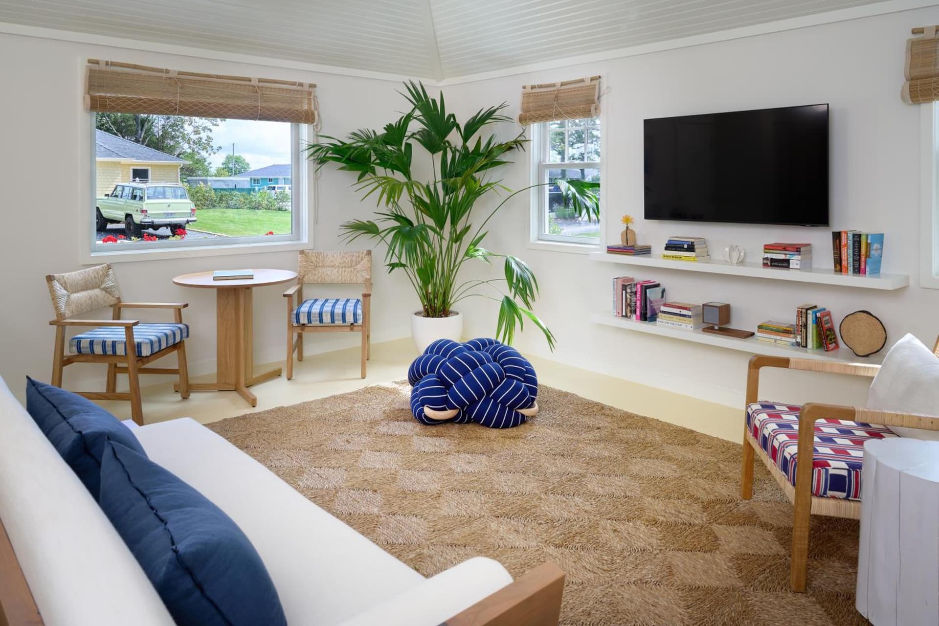 Silver Sands Motel & Beach Bungalows gallery photo in Greenport, NY — image 88