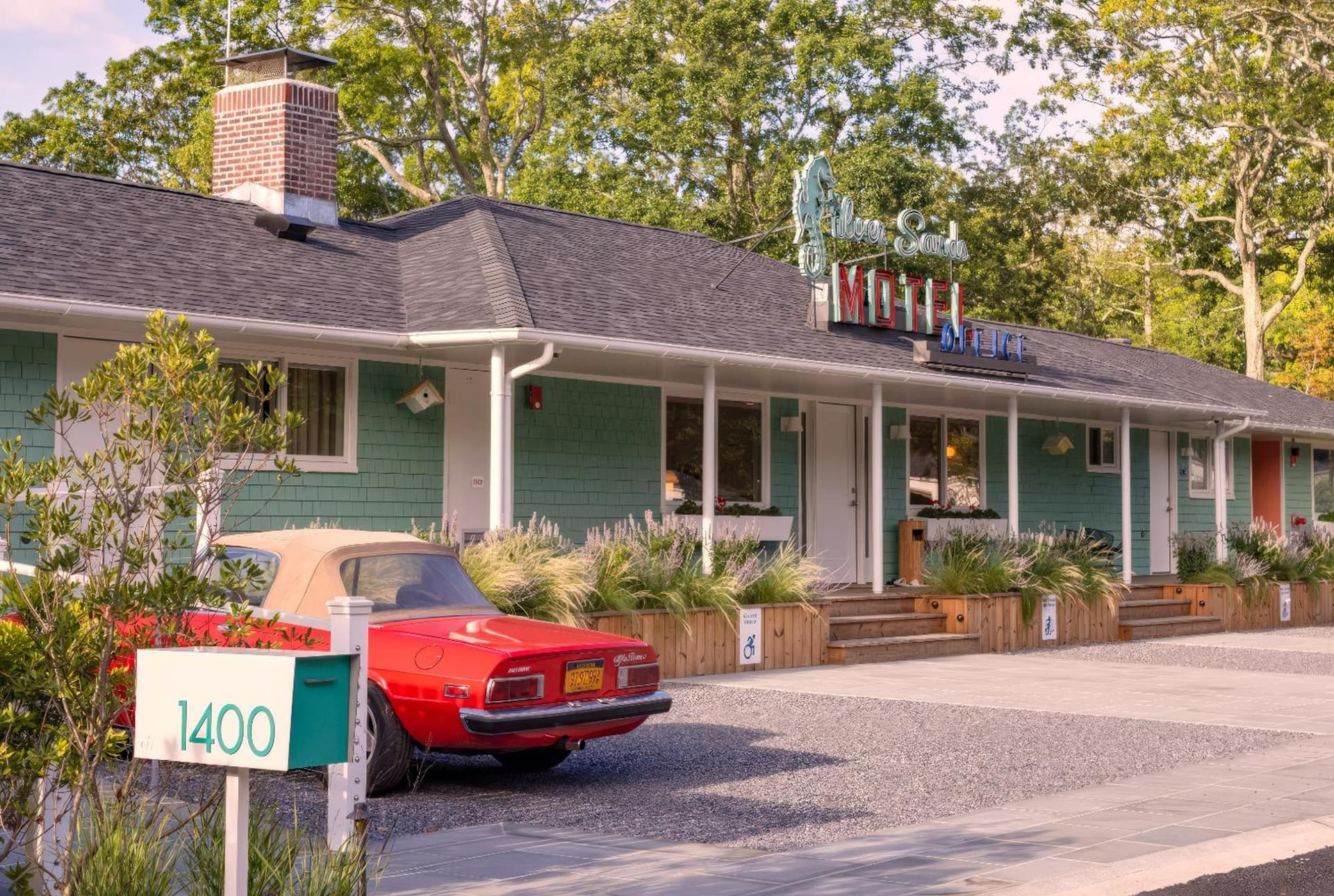 Silver Sands Motel & Beach Bungalows gallery photo in Greenport, NY — image 70