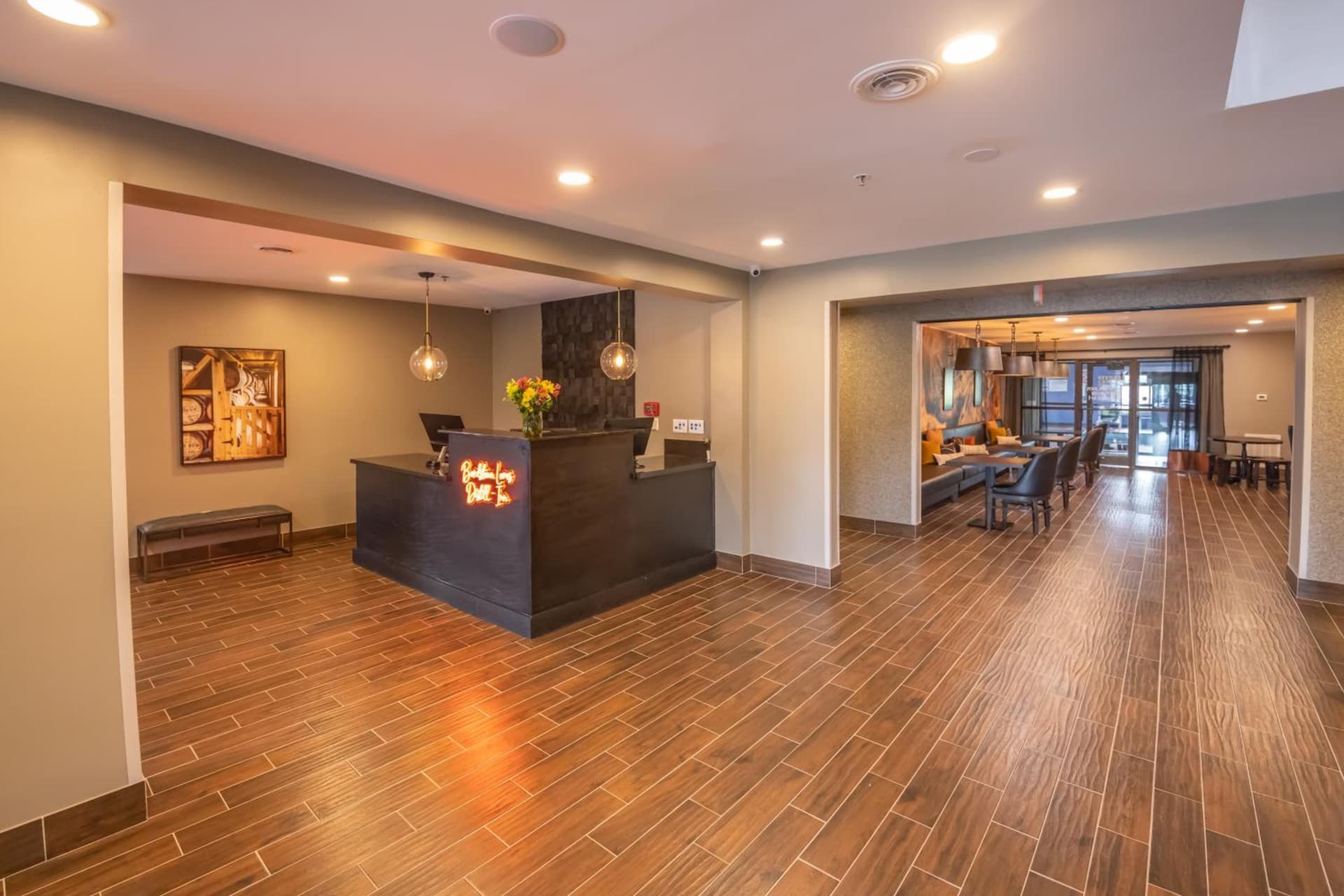 Distill-Inn interior in Bardstown, KY — gallery photo 2