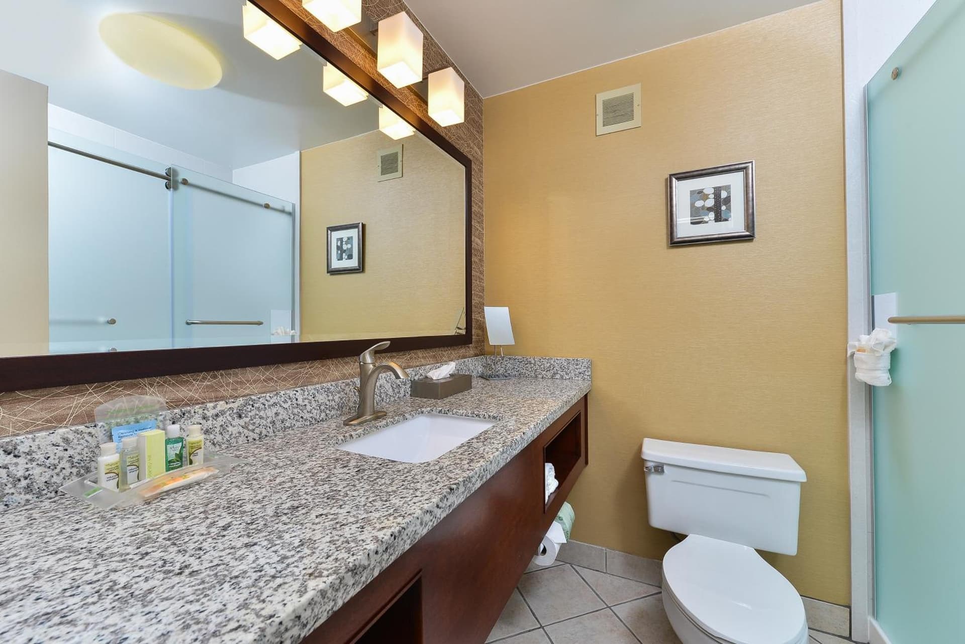 Holiday Inn Cody - Convention Center by IHG interior in Cody, WY — gallery photo 2