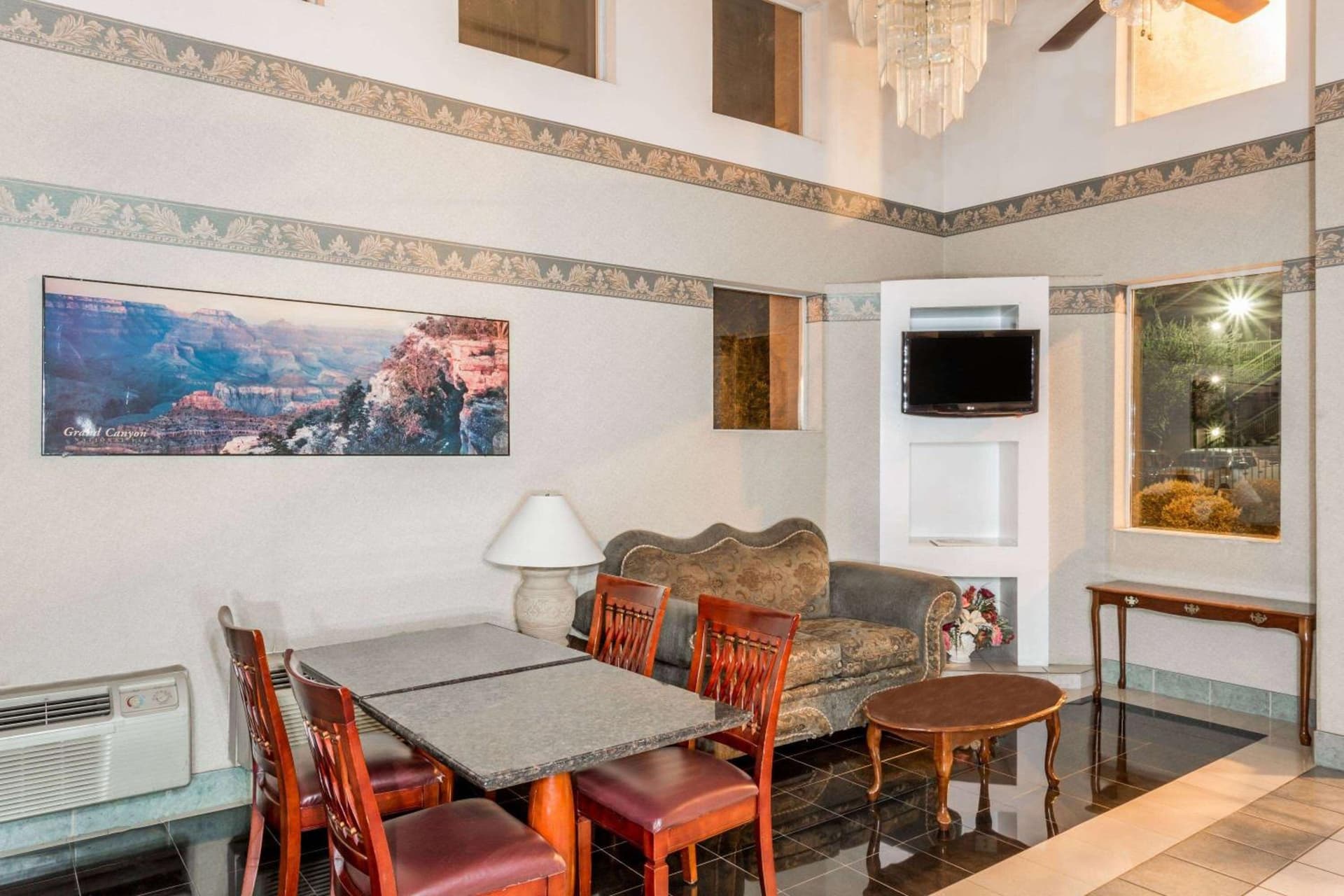 Days Inn by Wyndham Phoenix West property views in Phoenix, AZ — gallery photo 3