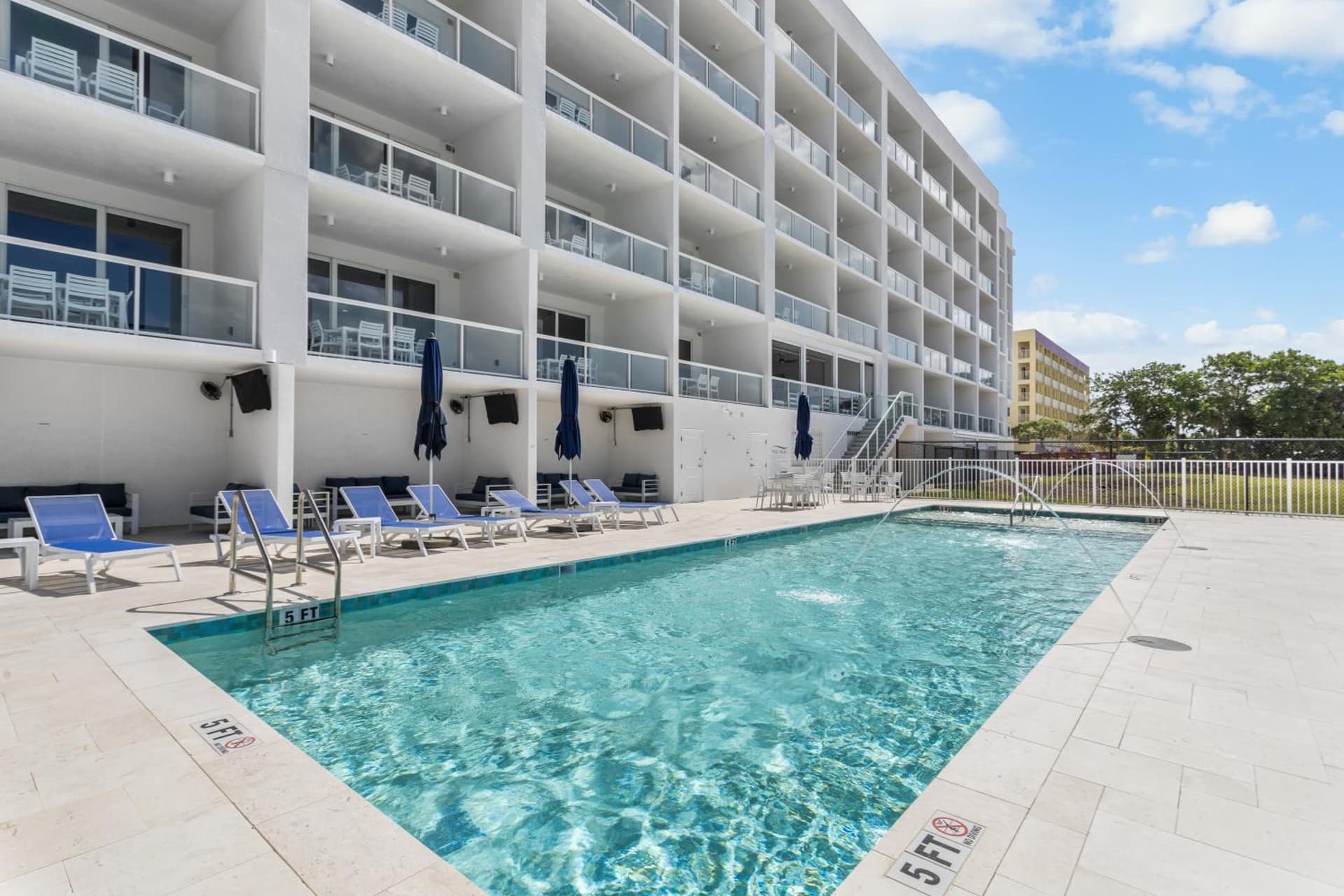 Ocean Club Treasure Island Hotel gallery photo in Treasure Island, FL — image 87